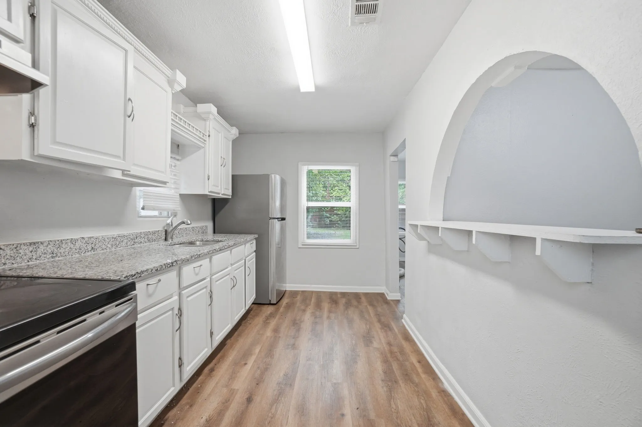 Single Family Residence For Sale in Dallas County , 2547 Wilton Avenue, Dallas, Texas 75211, 4 Bedroom, 1 Bathroom, Garage spaces, 1,222 Sqft, built in 1942, mls#21274849, Real Estate Agent in Dallas, Homes For Sale in Dallas county, Homes For Sale in Dallas, Realtor in Dallas Texas, Real Estate Brokerage Independent Realty Texas, Luminita Cordes Realtor
