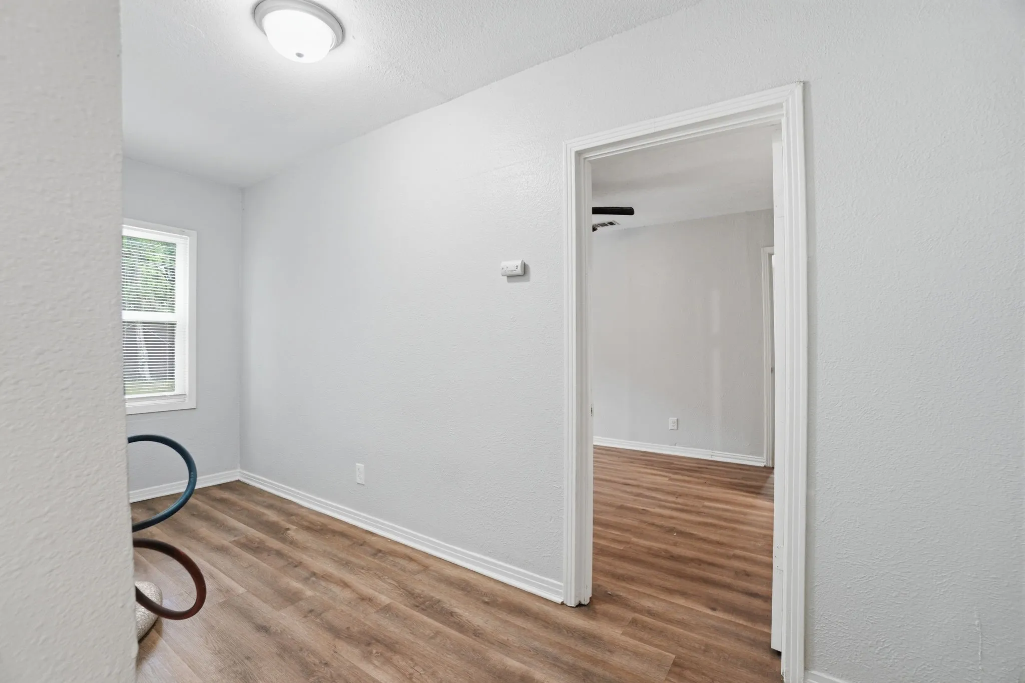Single Family Residence For Sale in Dallas County , 2547 Wilton Avenue, Dallas, Texas 75211, 4 Bedroom, 1 Bathroom, Garage spaces, 1,222 Sqft, built in 1942, mls#21274849, Real Estate Agent in Dallas, Homes For Sale in Dallas county, Homes For Sale in Dallas, Realtor in Dallas Texas, Real Estate Brokerage Independent Realty Texas, Luminita Cordes Realtor