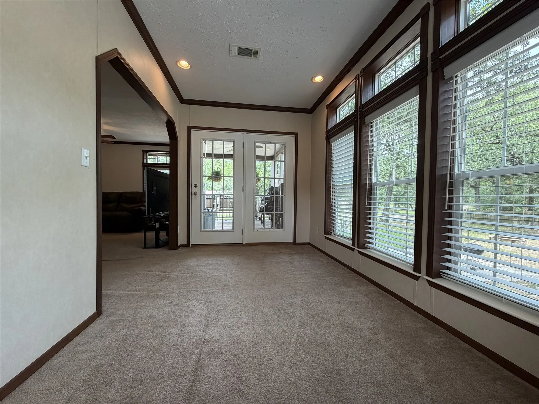 Manufactured Home For Sale in Henderson County , 15746 Casa Verde, Malakoff, Texas 75148, 3 Bedroom, 2 Bathroom, Garage spaces, 1,869 Sqft, built in 2008, mls#21275391, Real Estate Agent in Malakoff, Homes For Sale in Henderson county, Homes For Sale in Malakoff, Realtor in Malakoff Texas, Real Estate Brokerage Independent Realty Texas, Luminita Cordes Realtor