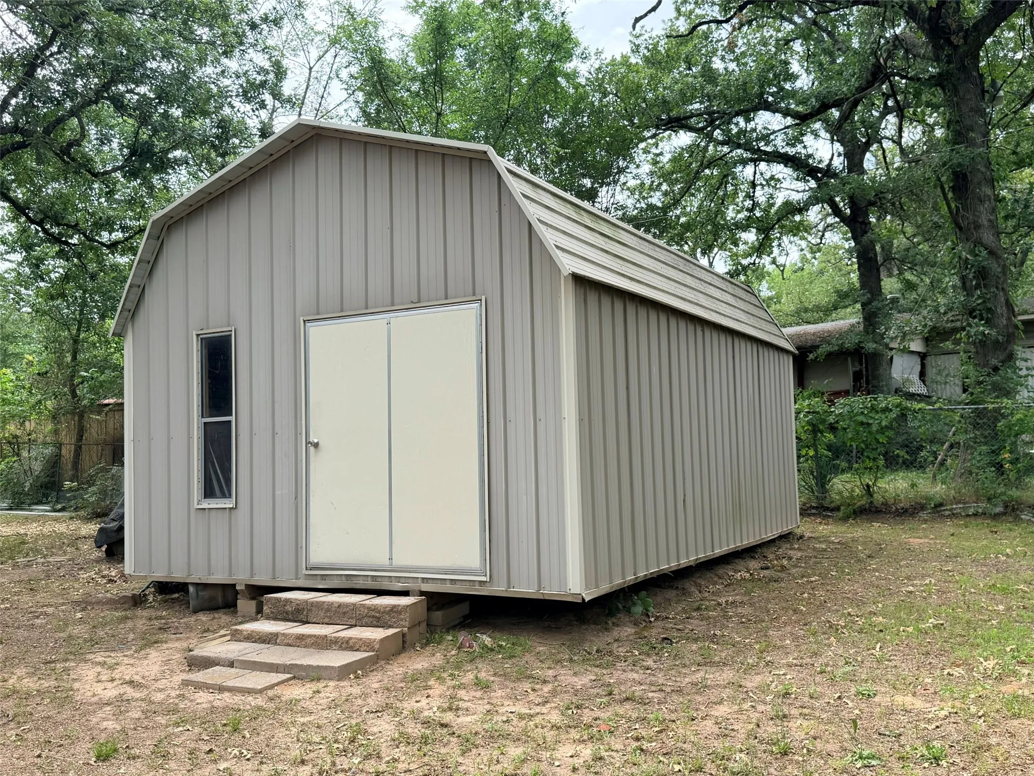 Manufactured Home For Sale in Henderson County , 15746 Casa Verde, Malakoff, Texas 75148, 3 Bedroom, 2 Bathroom, Garage spaces, 1,869 Sqft, built in 2008, mls#21275391, Real Estate Agent in Malakoff, Homes For Sale in Henderson county, Homes For Sale in Malakoff, Realtor in Malakoff Texas, Real Estate Brokerage Independent Realty Texas, Luminita Cordes Realtor