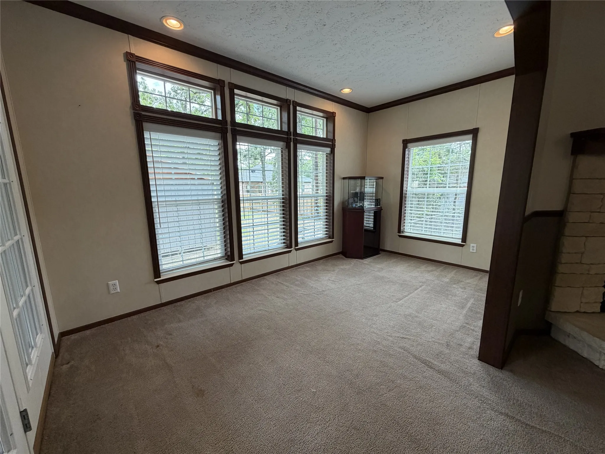 Manufactured Home For Sale in Henderson County , 15746 Casa Verde, Malakoff, Texas 75148, 3 Bedroom, 2 Bathroom, Garage spaces, 1,869 Sqft, built in 2008, mls#21275391, Real Estate Agent in Malakoff, Homes For Sale in Henderson county, Homes For Sale in Malakoff, Realtor in Malakoff Texas, Real Estate Brokerage Independent Realty Texas, Luminita Cordes Realtor