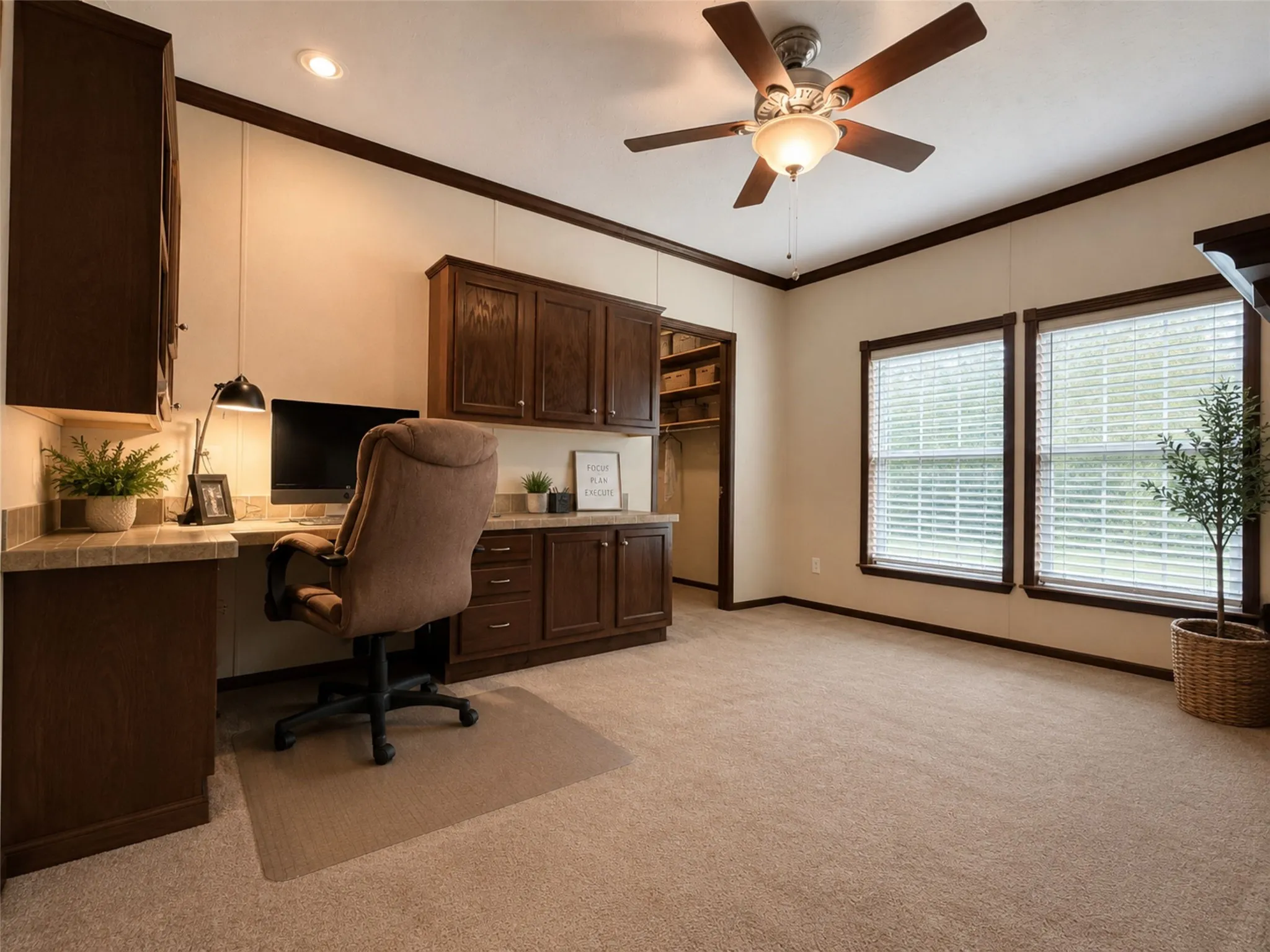 Manufactured Home For Sale in Henderson County , 15746 Casa Verde, Malakoff, Texas 75148, 3 Bedroom, 2 Bathroom, Garage spaces, 1,869 Sqft, built in 2008, mls#21275391, Real Estate Agent in Malakoff, Homes For Sale in Henderson county, Homes For Sale in Malakoff, Realtor in Malakoff Texas, Real Estate Brokerage Independent Realty Texas, Luminita Cordes Realtor