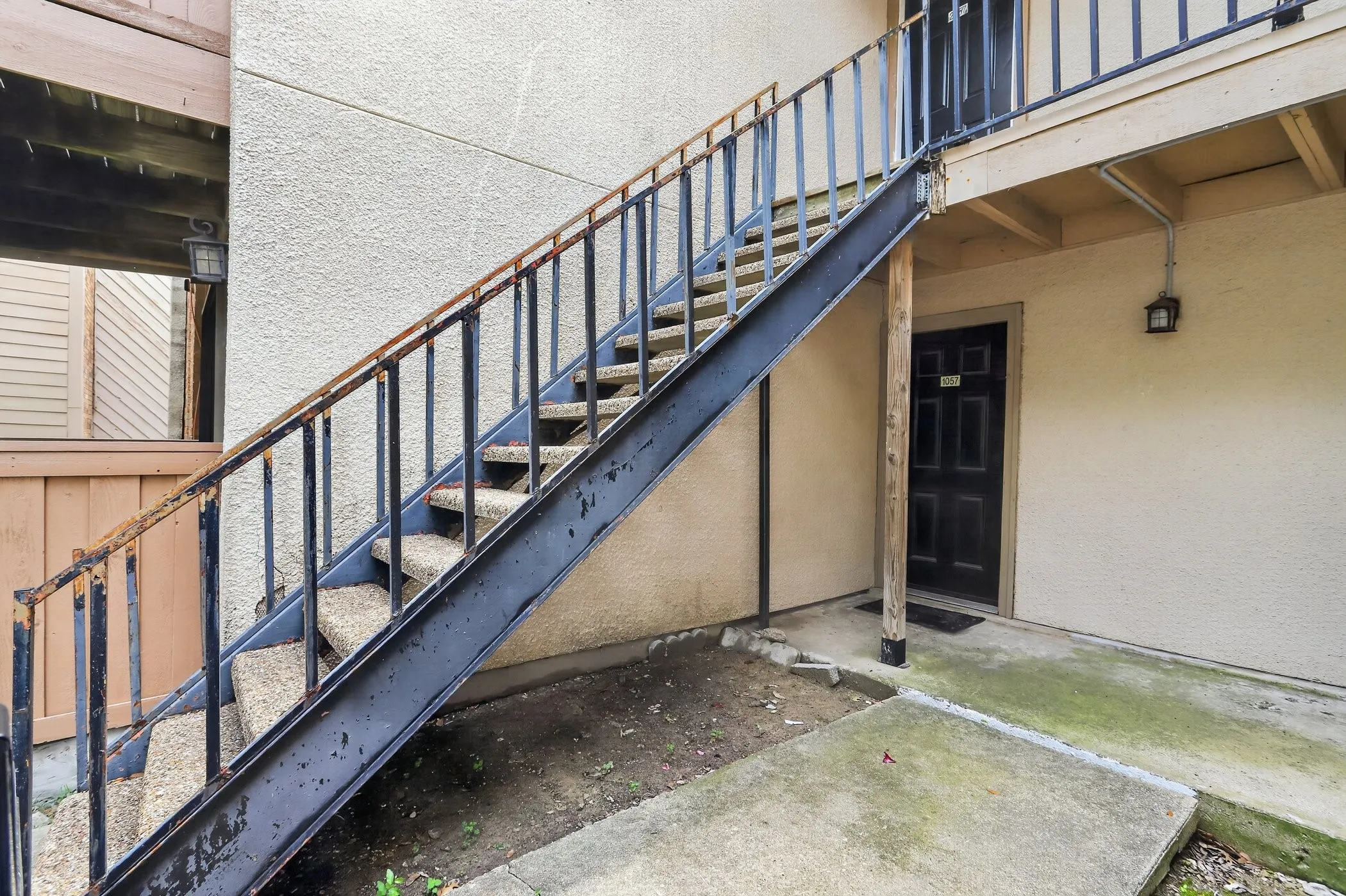 Condominium For Sale in Dallas County , 8110 Skillman Street 1057, Dallas, Texas 75231, 2 Bedrooms, 1 Bathroom, Garage spaces, 723 Sqft, built in 1980, Price $107,000, mls#21275405, Real Estate Agent in Dallas, Homes For Sale in Dallas county, Homes For Sale in Dallas, Realtor in Dallas Texas, Real Estate Brokerage Independent Realty Texas, Luminita Cordes Realtor