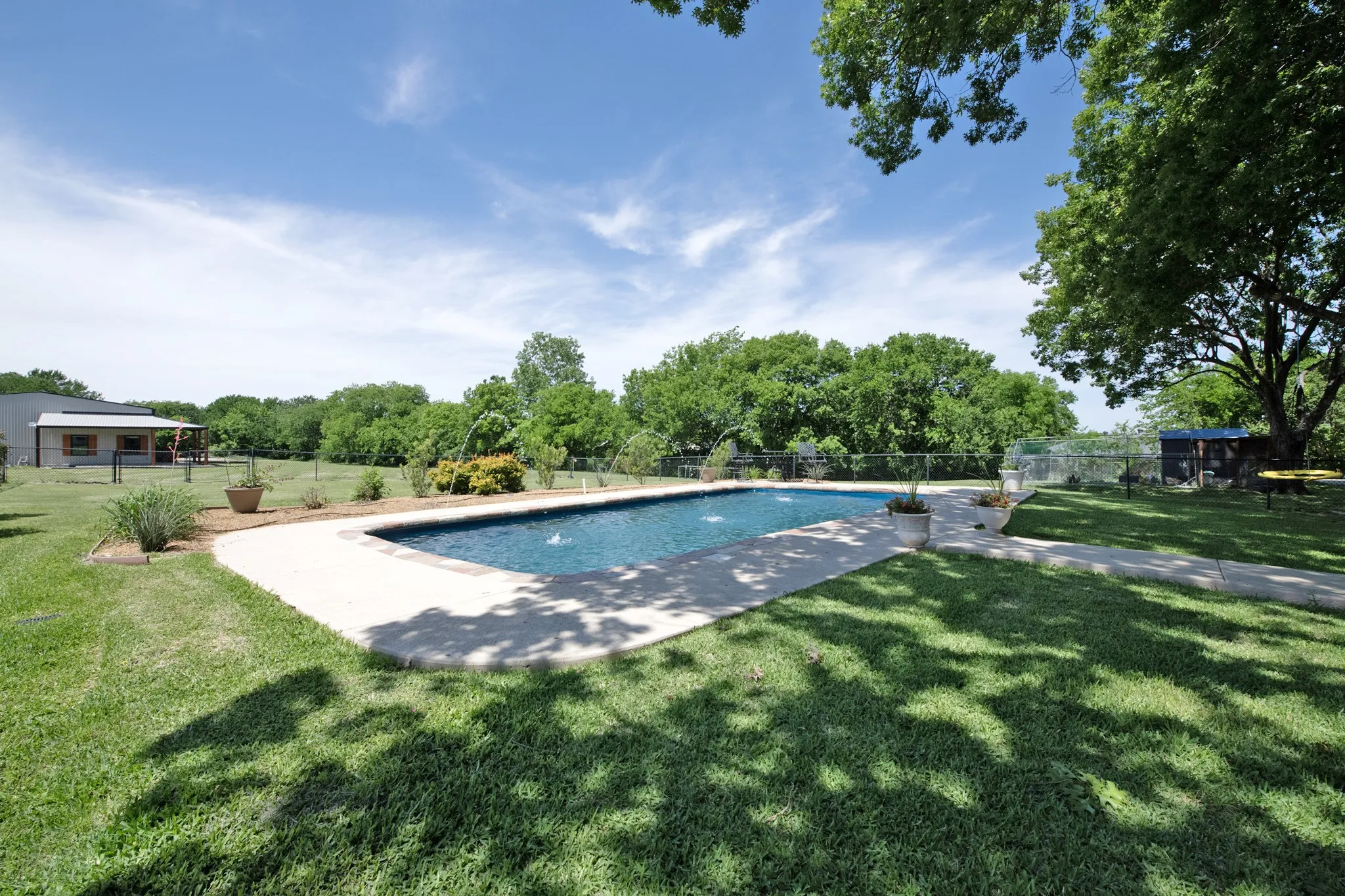 Single Family Residence For Sale in Dallas County , 6612 Eastview Drive, Sachse, Texas 75048, 7 Bedrooms, 5 Bathrooms, 6 Garage spaces, 4,393 Sqft, built in 1974, Price $1,289,900, mls#21275409, Real Estate Agent in Sachse, Homes For Sale in Dallas county, Homes For Sale in Sachse, Realtor in Sachse Texas, Real Estate Brokerage Independent Realty Texas, Luminita Cordes Realtor