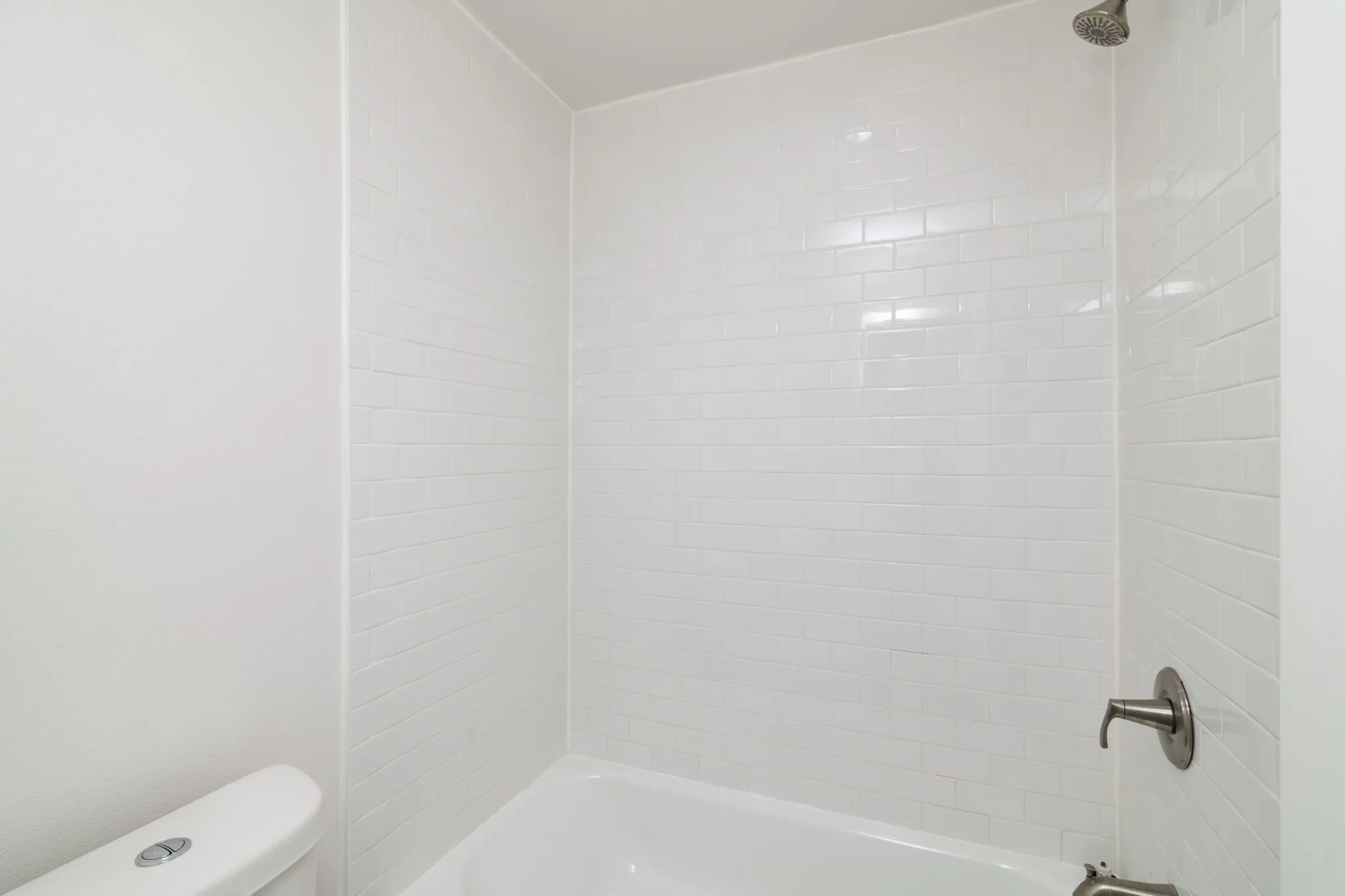 Apartment For Rent in Dallas County , 2722 Throckmorton Street 205, Dallas, Texas 75219, 0, 1 Bathroom, Garage spaces, 420 Sqft, built in 1974, mls#21275417, Real Estate Agent in Dallas, Homes For Rent in Dallas county, Homes For Rent in Dallas, Realtor in Dallas Texas, Real Estate Brokerage Independent Realty Texas, Luminita Cordes Realtor
