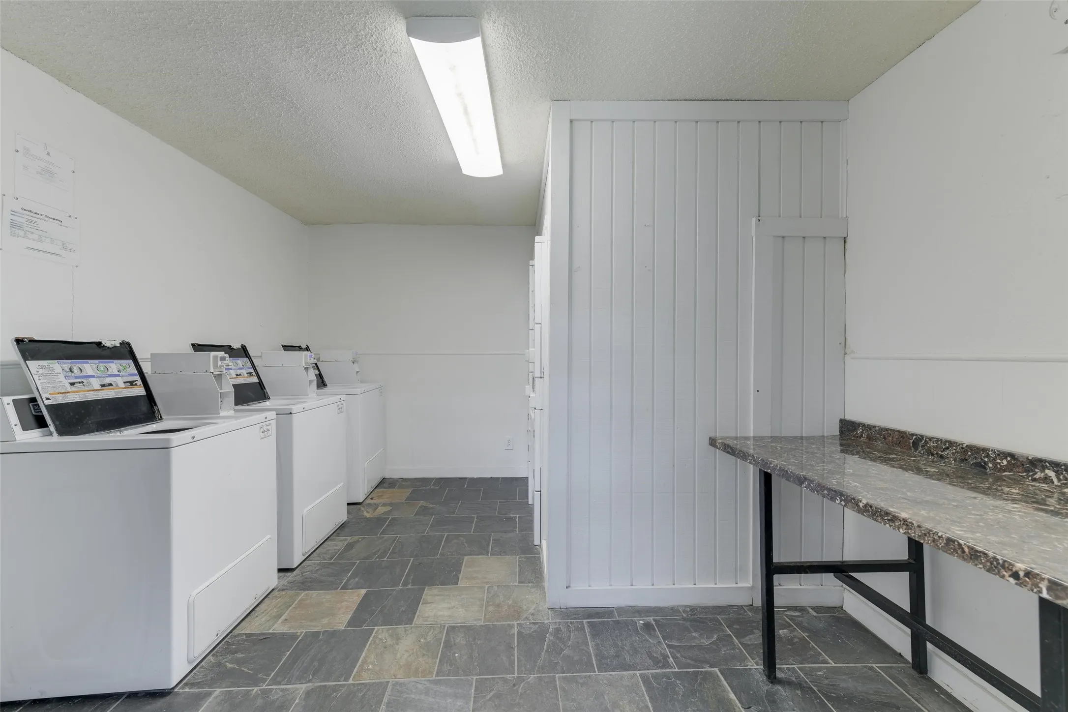 Apartment For Rent in Dallas County , 2722 Throckmorton Street 205, Dallas, Texas 75219, 0, 1 Bathroom, Garage spaces, 420 Sqft, built in 1974, mls#21275417, Real Estate Agent in Dallas, Homes For Rent in Dallas county, Homes For Rent in Dallas, Realtor in Dallas Texas, Real Estate Brokerage Independent Realty Texas, Luminita Cordes Realtor