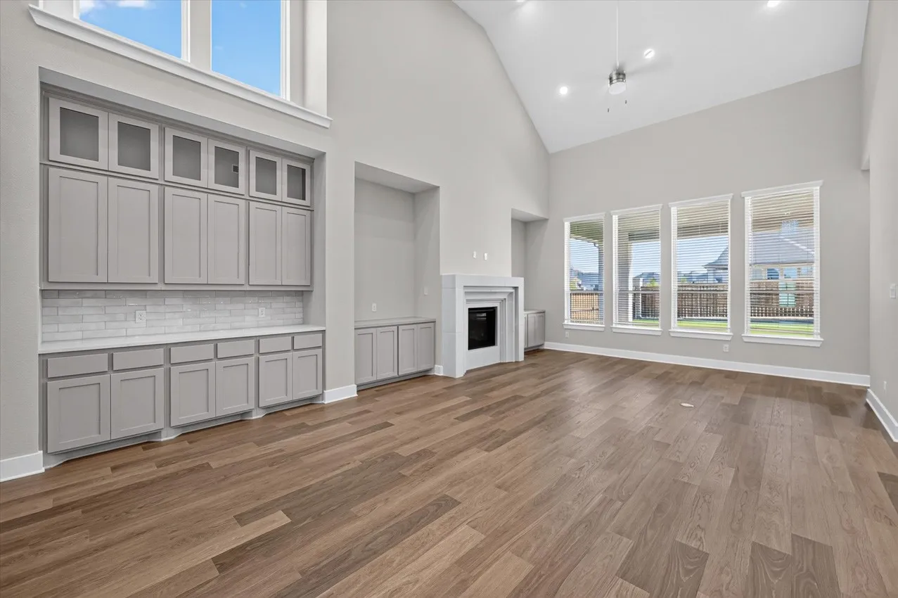 Single Family Residence For Sale in Collin County , 2700 Norfolk Drive, Celina, Texas 75009, 4 Bedroom, 5 Bathroom, 3 Garage spaces, 3,232 Sqft, built in 2026, mls#21274432, Real Estate Agent in Celina, Homes For Sale in Collin county, Homes For Sale in Celina, Realtor in Celina Texas, Real Estate Brokerage Independent Realty Texas, Luminita Cordes Realtor