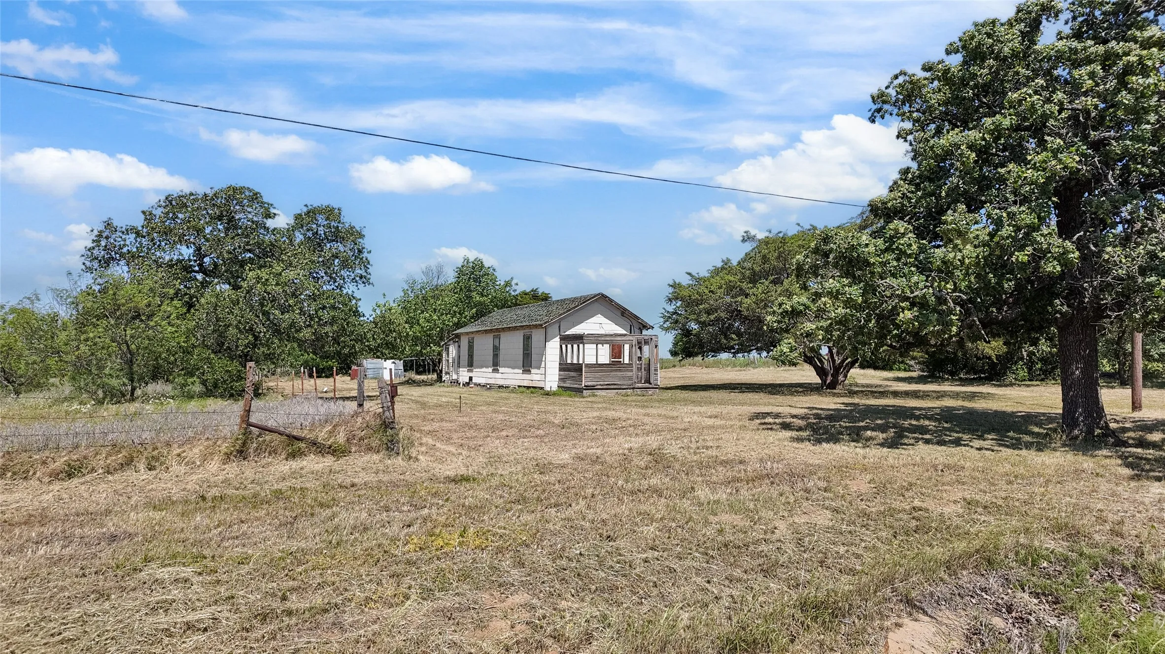 Improved Land For Sale in Montague County , 16209 Fm 1816, Nocona, Texas 76255, 0, 0, Garage spaces, 0 Sqft, built in 1920, Price $499,000, mls#21275406, Real Estate Agent in Nocona, Homes For Sale in Montague county, Homes For Sale in Nocona, Realtor in Nocona Texas, Real Estate Brokerage Independent Realty Texas, Luminita Cordes Realtor