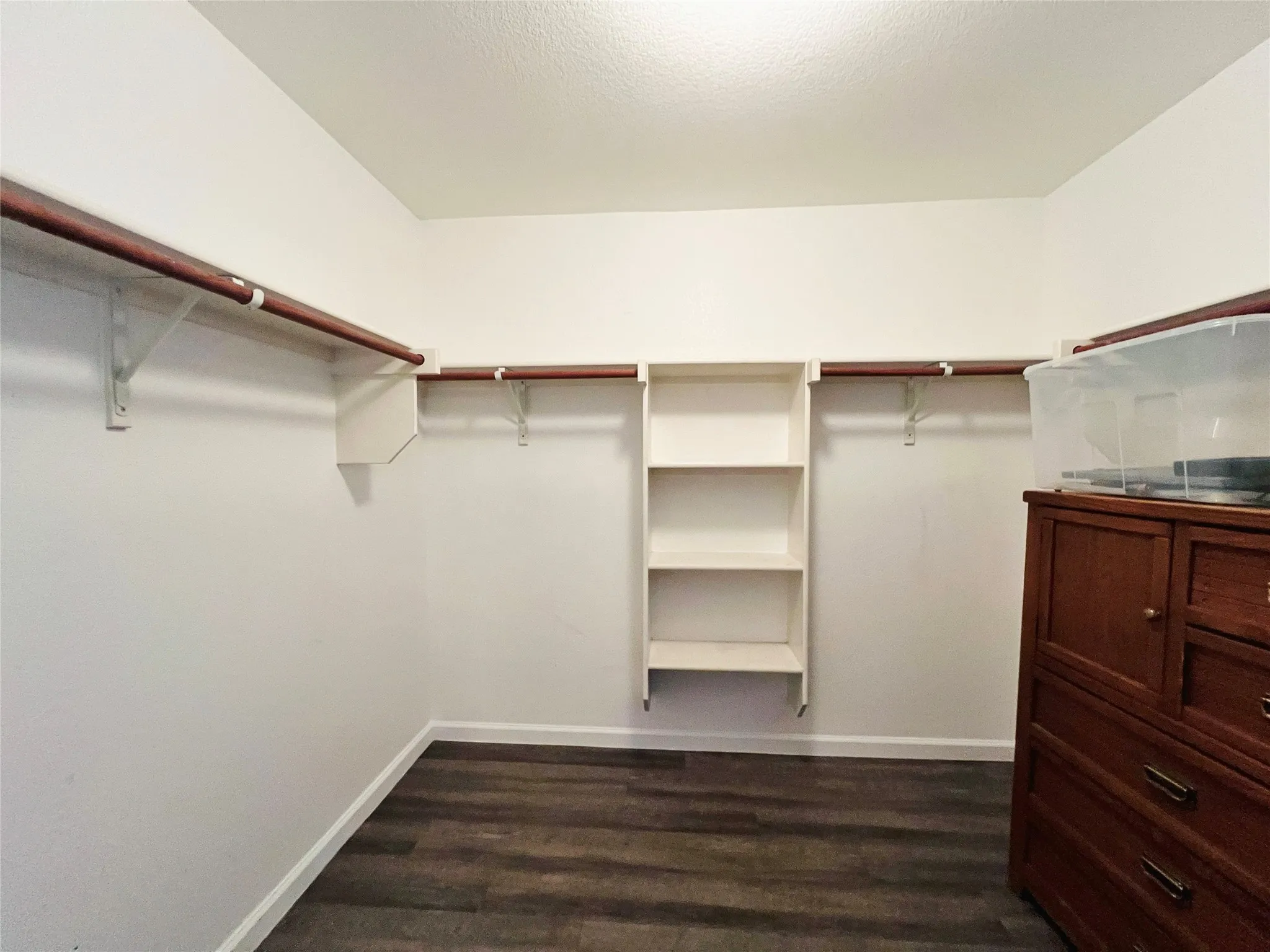 Single Family Residence For Rent in Tarrant County , 856 Poncho Lane, Fort Worth, Texas 76052, 3 Bedroom, 2 Bathroom, 2 Garage spaces, 1,586 Sqft, built in 2006, mls#21275466, Real Estate Agent in Fort Worth, Homes For Rent in Tarrant county, Homes For Rent in Fort Worth, Realtor in Fort Worth Texas, Real Estate Brokerage Independent Realty Texas, Luminita Cordes Realtor