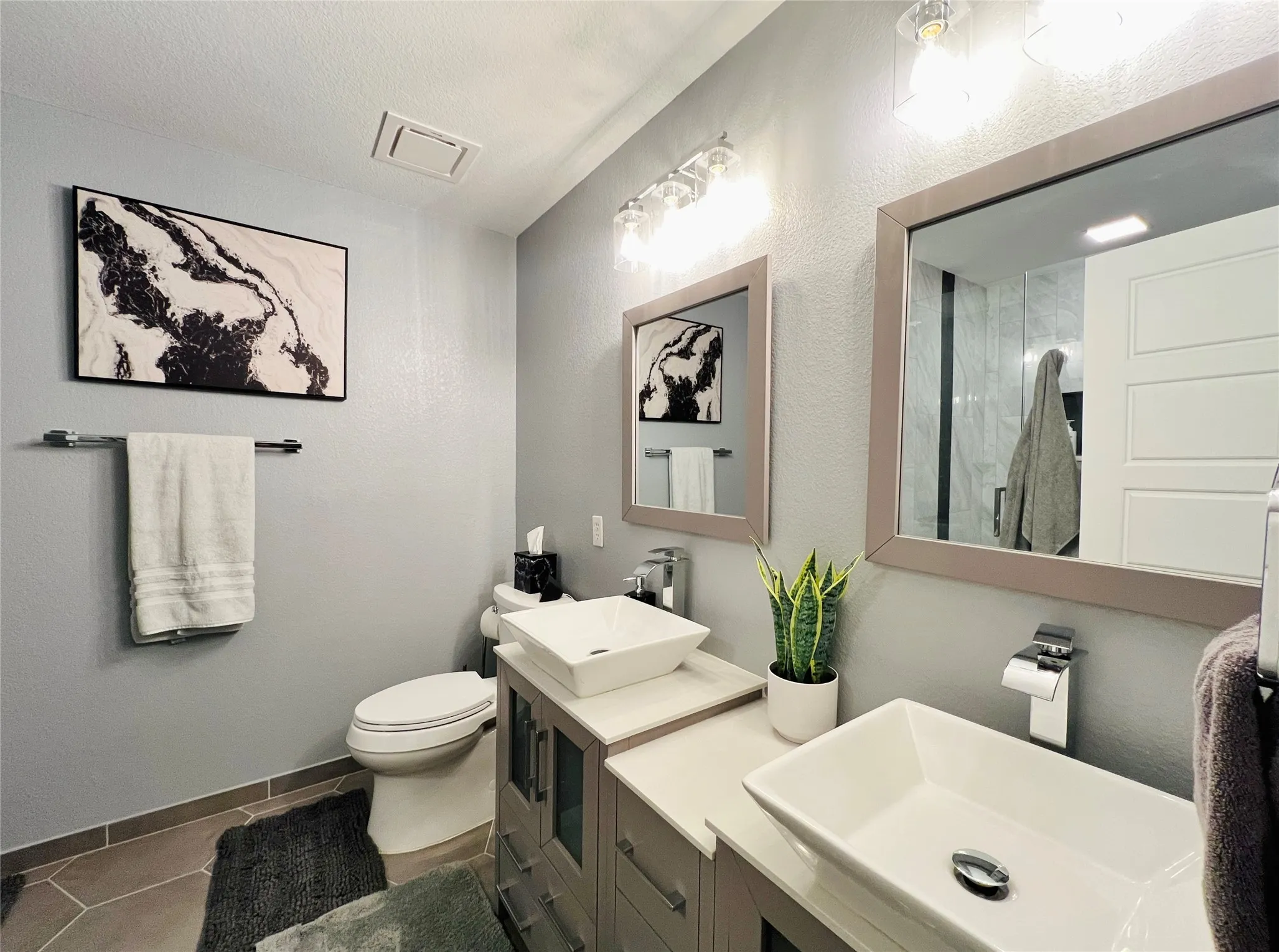 Single Family Residence For Rent in Tarrant County , 856 Poncho Lane, Fort Worth, Texas 76052, 3 Bedroom, 2 Bathroom, 2 Garage spaces, 1,586 Sqft, built in 2006, mls#21275466, Real Estate Agent in Fort Worth, Homes For Rent in Tarrant county, Homes For Rent in Fort Worth, Realtor in Fort Worth Texas, Real Estate Brokerage Independent Realty Texas, Luminita Cordes Realtor