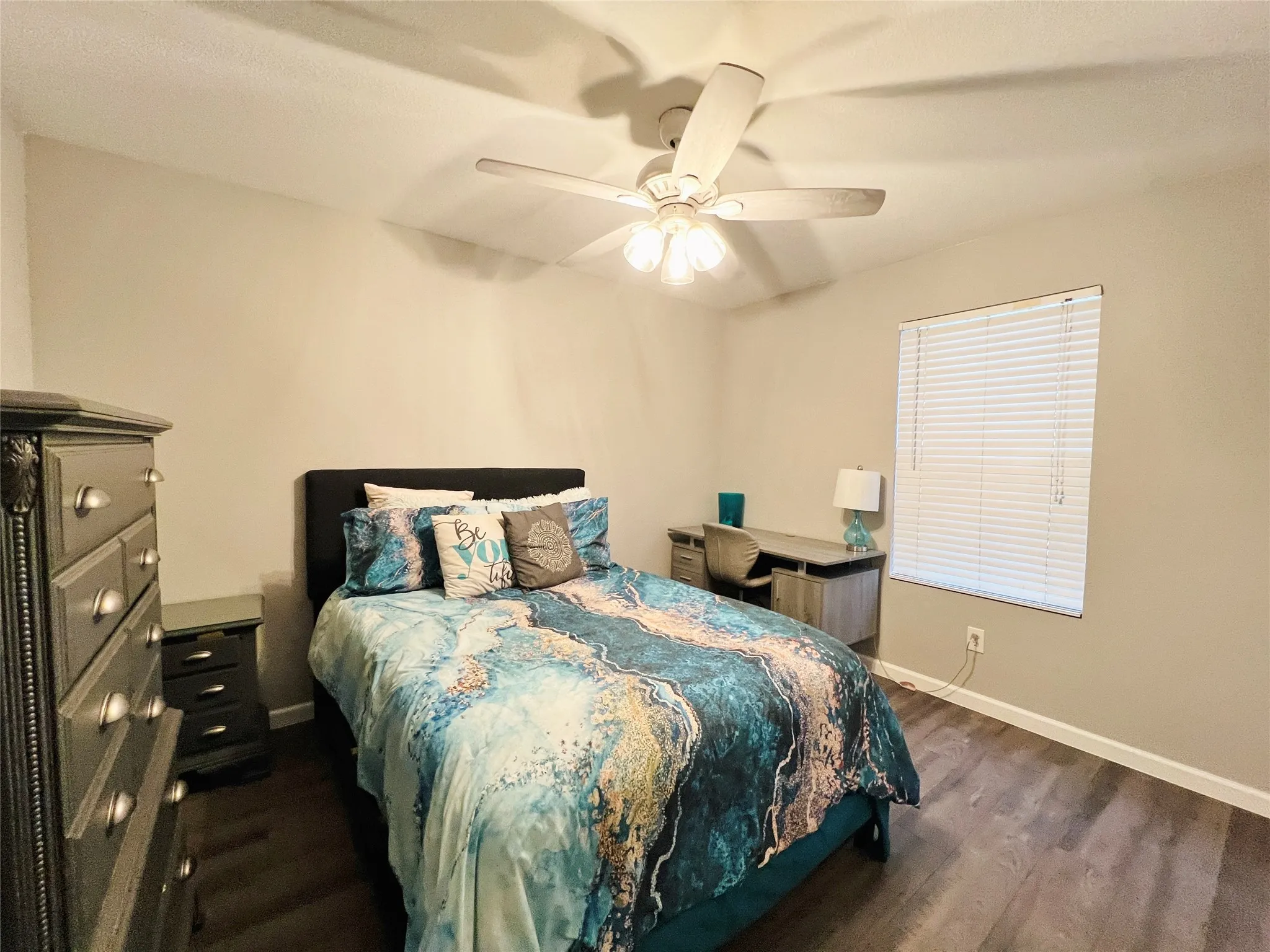 Single Family Residence For Rent in Tarrant County , 856 Poncho Lane, Fort Worth, Texas 76052, 3 Bedroom, 2 Bathroom, 2 Garage spaces, 1,586 Sqft, built in 2006, mls#21275466, Real Estate Agent in Fort Worth, Homes For Rent in Tarrant county, Homes For Rent in Fort Worth, Realtor in Fort Worth Texas, Real Estate Brokerage Independent Realty Texas, Luminita Cordes Realtor