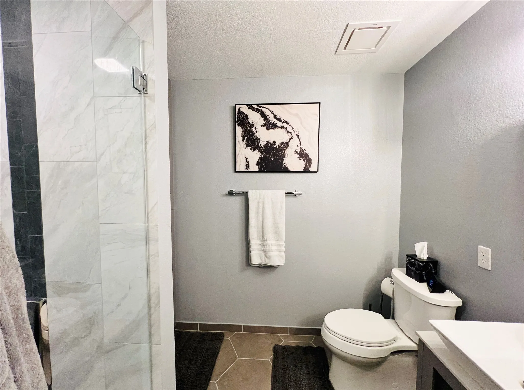 Single Family Residence For Rent in Tarrant County , 856 Poncho Lane, Fort Worth, Texas 76052, 3 Bedroom, 2 Bathroom, 2 Garage spaces, 1,586 Sqft, built in 2006, mls#21275466, Real Estate Agent in Fort Worth, Homes For Rent in Tarrant county, Homes For Rent in Fort Worth, Realtor in Fort Worth Texas, Real Estate Brokerage Independent Realty Texas, Luminita Cordes Realtor