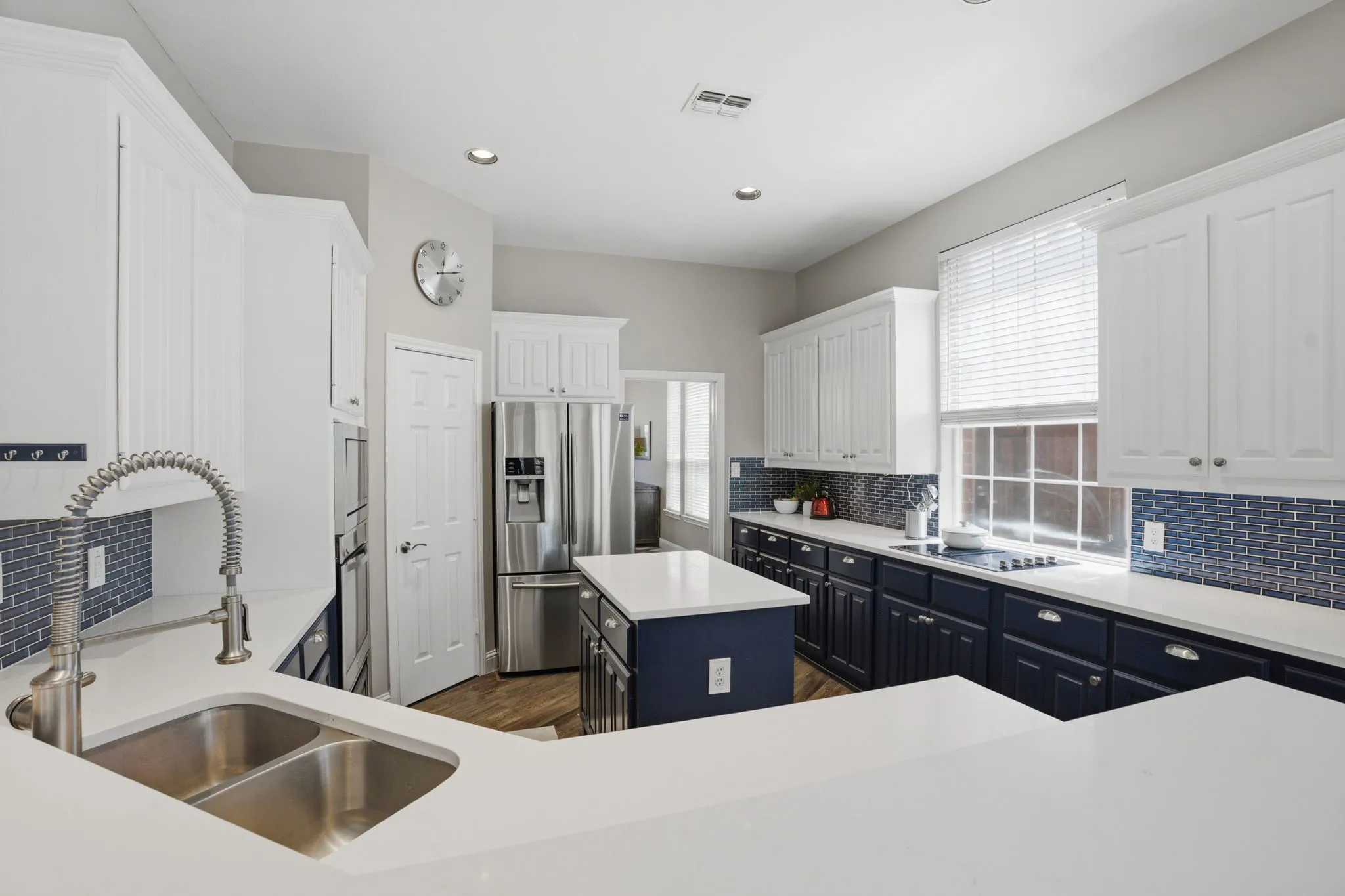Single Family Residence For Sale in Collin County , 1804 Cross Point Road, Mc Kinney, Texas 75072, 5 Bedroom, 4 Bathroom, 2 Garage spaces, 3,614 Sqft, built in 1996, mls#21260620, Real Estate Agent in Mc Kinney, Homes For Sale in Collin county, Homes For Sale in Mc Kinney, Realtor in Mc Kinney Texas, Real Estate Brokerage Independent Realty Texas, Luminita Cordes Realtor
