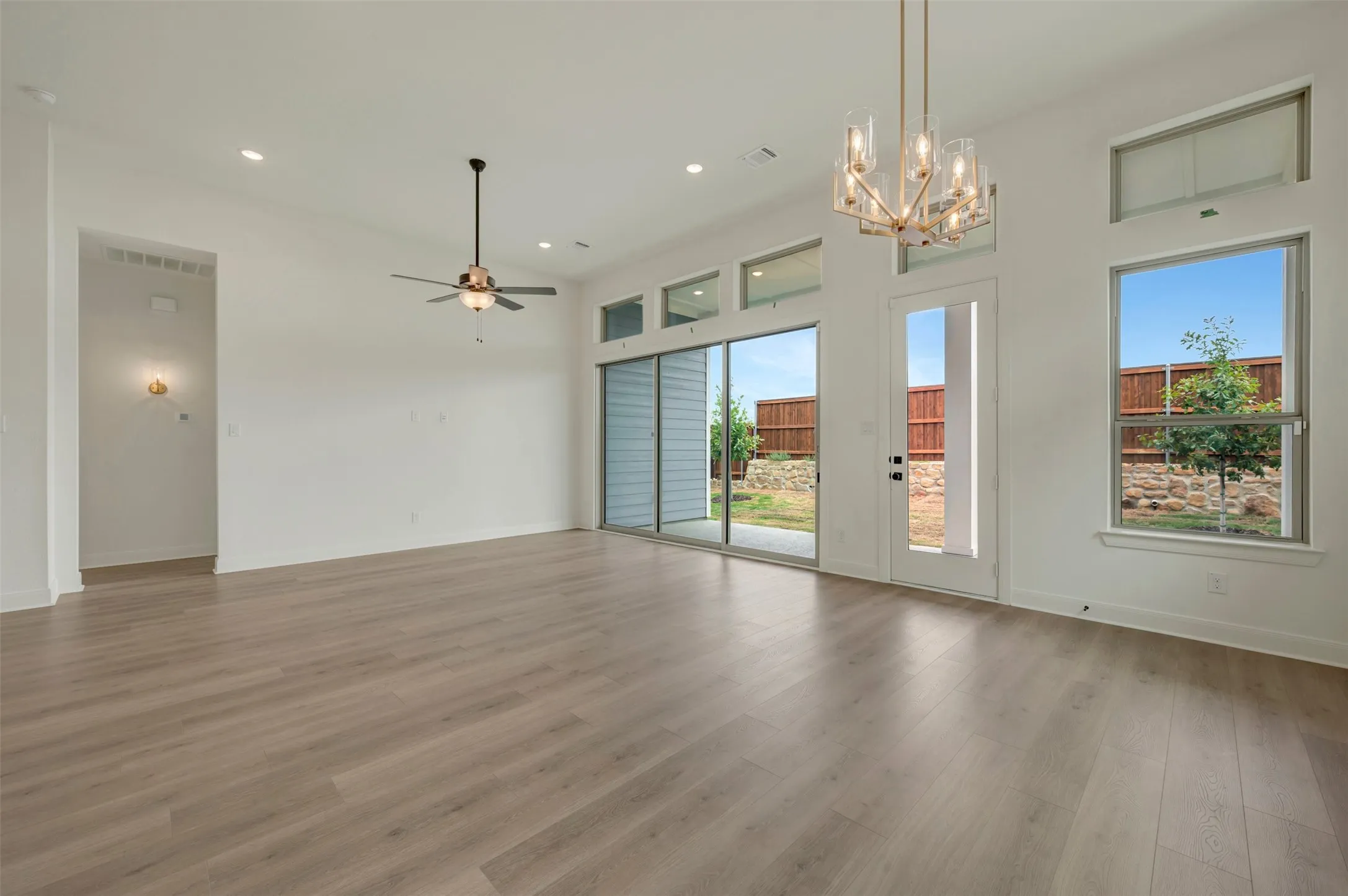 Single Family Residence For Sale in Parker County , 2537 Domingo Drive, Fort Worth, Texas 76008, 5 Bedroom, 4 Bathroom, 2 Garage spaces, 2,460 Sqft, built in 2026, mls#21275486, Real Estate Agent in Fort Worth, Homes For Sale in Parker county, Homes For Sale in Fort Worth, Realtor in Fort Worth Texas, Real Estate Brokerage Independent Realty Texas, Luminita Cordes Realtor