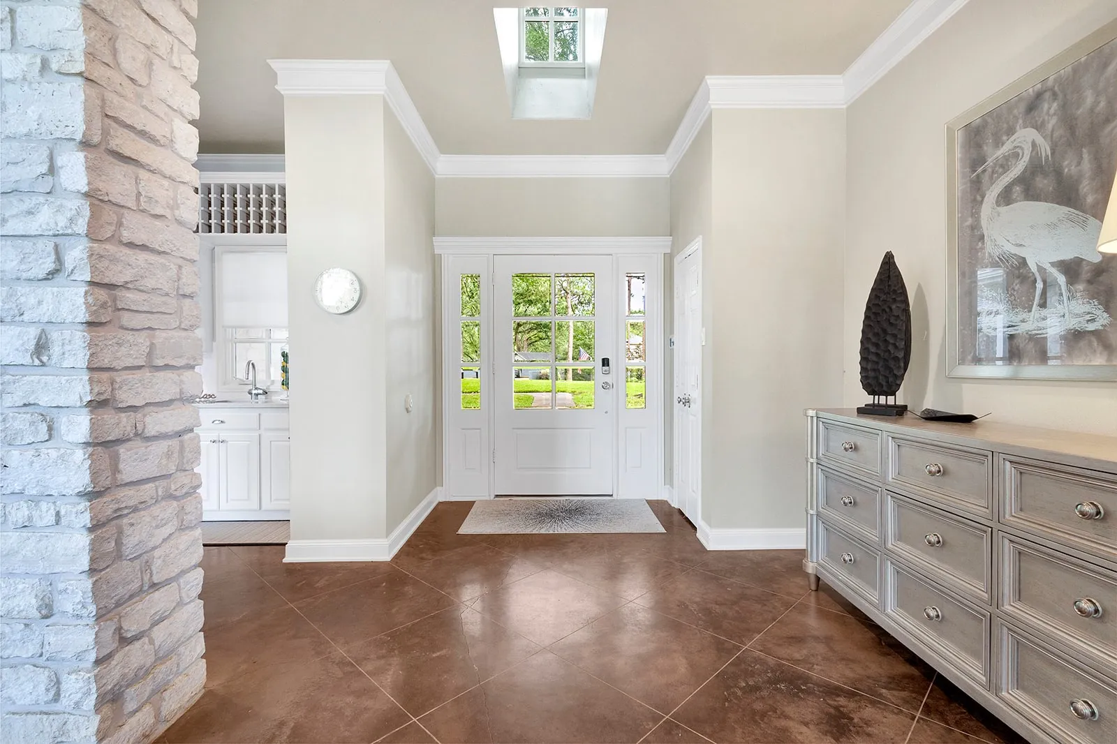 Single Family Residence For Sale in Henderson County , 103 Glenn Road, Mabank, Texas 75156, 5 Bedroom, 5 Bathroom, 2 Garage spaces, 4,400 Sqft, built in 1991, mls#21271343, Real Estate Agent in Mabank, Homes For Sale in Henderson county, Homes For Sale in Mabank, Realtor in Mabank Texas, Real Estate Brokerage Independent Realty Texas, Luminita Cordes Realtor