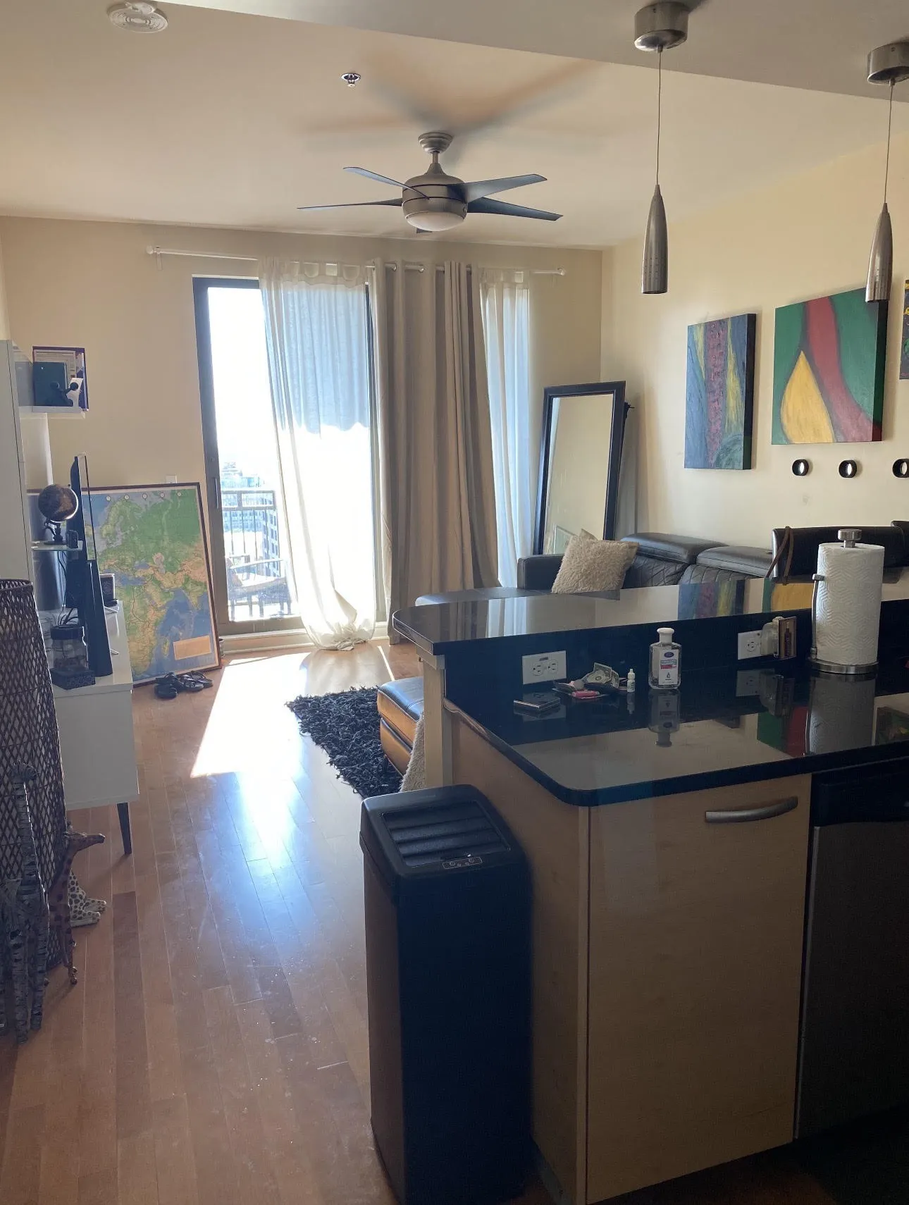 Condominium For Rent in Dallas County , 1200 Main Street 1505, Dallas, Texas 75202, 1 Bedroom, 2 Bathroom, 1 Garage spaces, 757 Sqft, built in 1974, mls#21275535, Real Estate Agent in Dallas, Homes For Rent in Dallas county, Homes For Rent in Dallas, Realtor in Dallas Texas, Real Estate Brokerage Independent Realty Texas, Luminita Cordes Realtor