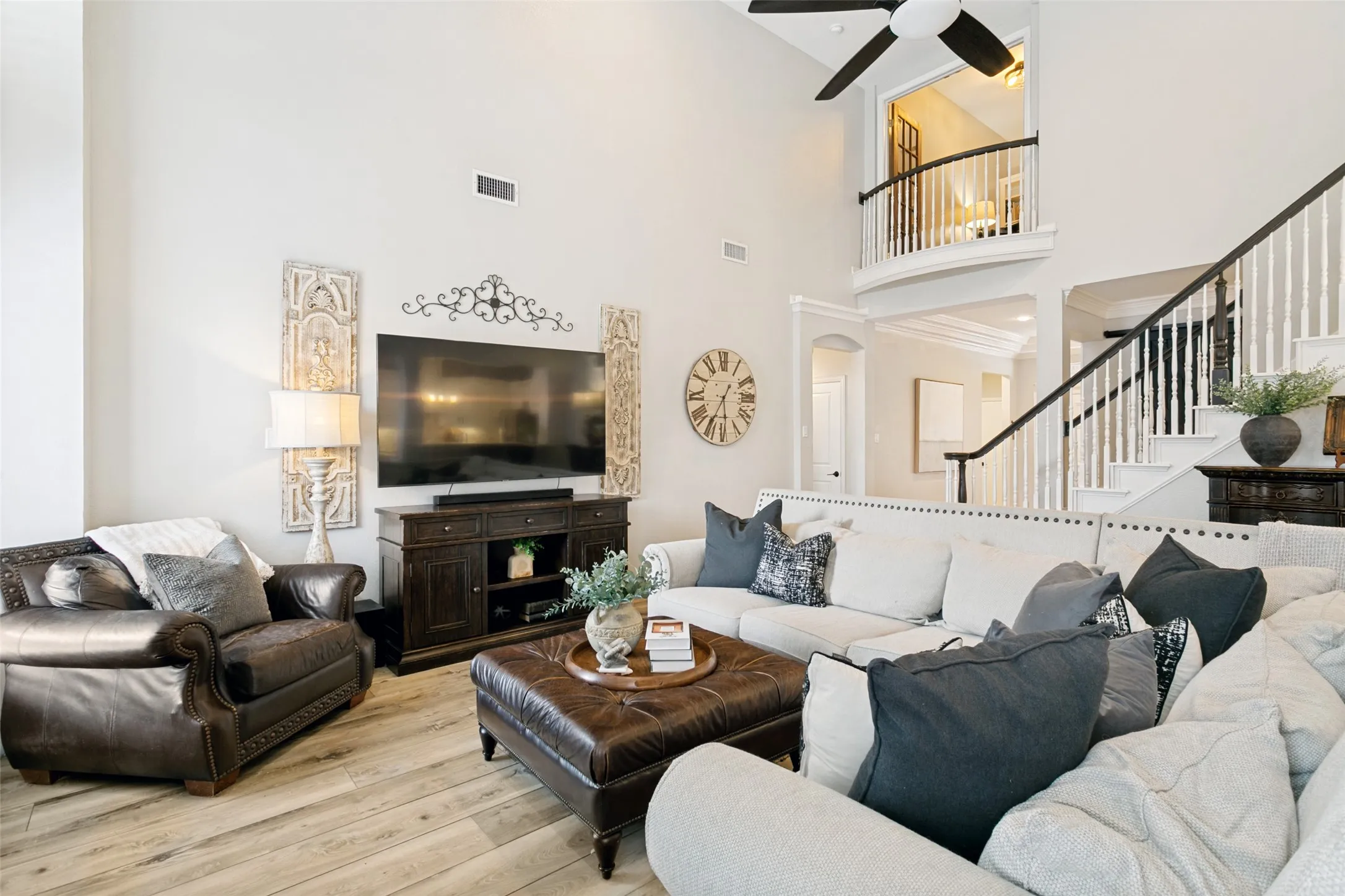 Single Family Residence For Sale in Tarrant County , 525 Sorenson Trail, Keller, Texas 76248, 5 Bedroom, 4 Bathroom, 2 Garage spaces, 3,392 Sqft, built in 1999, Price $784,000, mls#21266960, Real Estate Agent in Keller, Homes For Sale in Tarrant county, Homes For Sale in Keller, Realtor in Keller Texas, Real Estate Brokerage Independent Realty Texas, Luminita Cordes Realtor