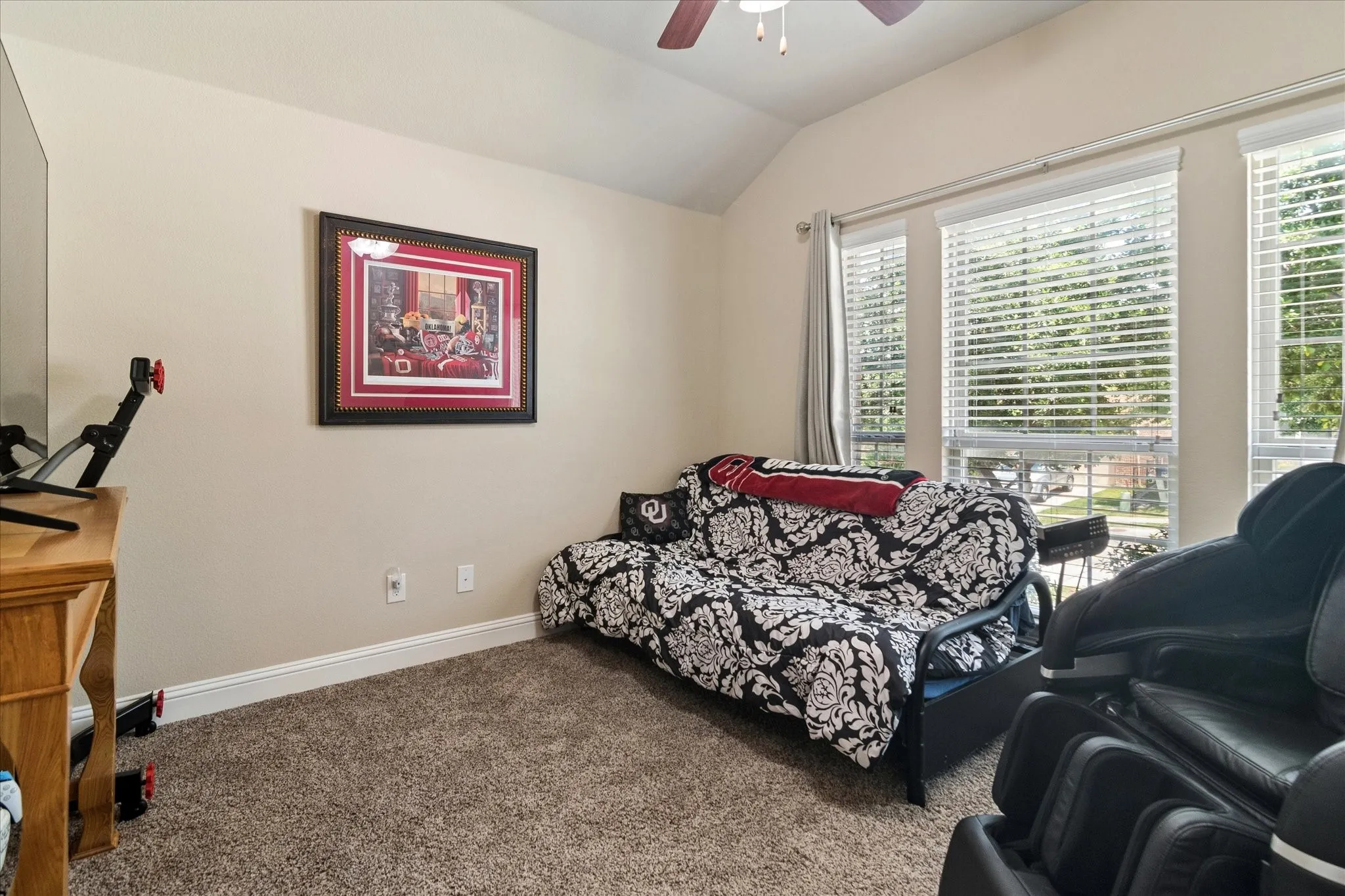 Single Family Residence For Sale in Collin County , 3609 Bastrop Street, Melissa, Texas 75454, 3 Bedroom, 2 Bathroom, 2 Garage spaces, 1,897 Sqft, built in 2017, mls#21275532, Real Estate Agent in Melissa, Homes For Sale in Collin county, Homes For Sale in Melissa, Realtor in Melissa Texas, Real Estate Brokerage Independent Realty Texas, Luminita Cordes Realtor