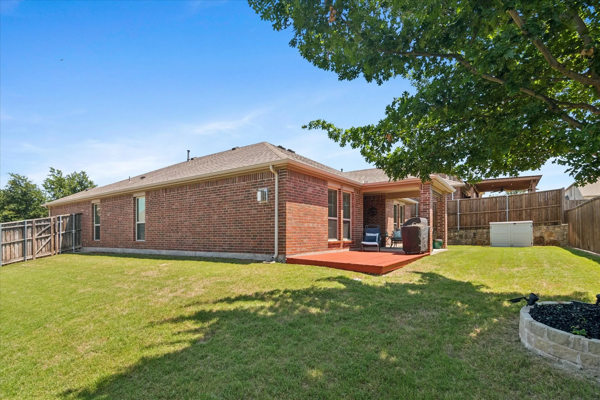 Single Family Residence For Sale in Collin County , 3609 Bastrop Street, Melissa, Texas 75454, 3 Bedroom, 2 Bathroom, 2 Garage spaces, 1,897 Sqft, built in 2017, mls#21275532, Real Estate Agent in Melissa, Homes For Sale in Collin county, Homes For Sale in Melissa, Realtor in Melissa Texas, Real Estate Brokerage Independent Realty Texas, Luminita Cordes Realtor