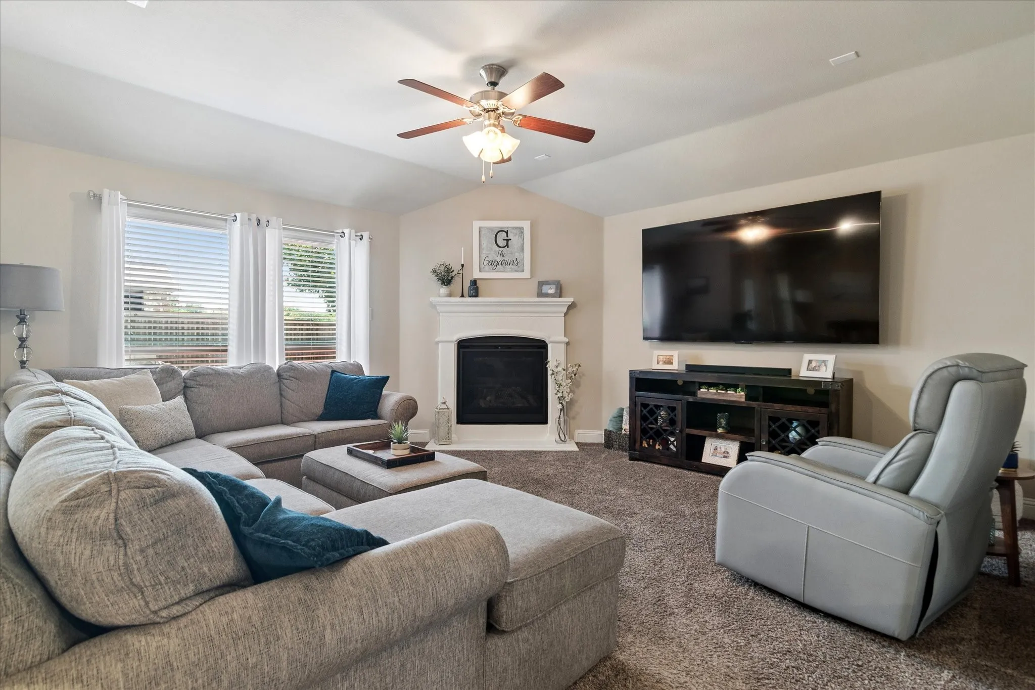 Single Family Residence For Sale in Collin County , 3609 Bastrop Street, Melissa, Texas 75454, 3 Bedroom, 2 Bathroom, 2 Garage spaces, 1,897 Sqft, built in 2017, mls#21275532, Real Estate Agent in Melissa, Homes For Sale in Collin county, Homes For Sale in Melissa, Realtor in Melissa Texas, Real Estate Brokerage Independent Realty Texas, Luminita Cordes Realtor