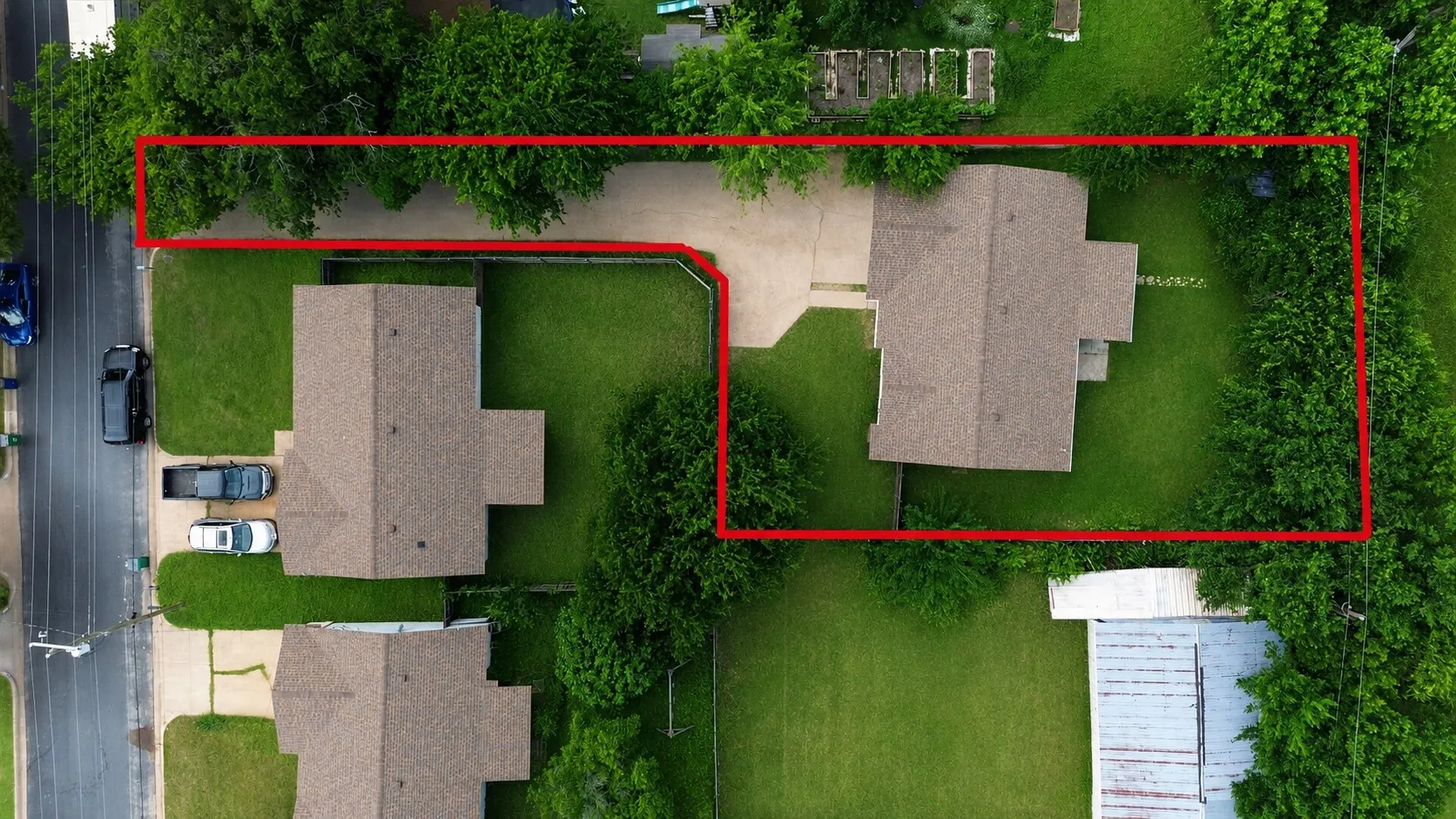 Single Family Residence For Sale in Tarrant County , 207 Water Lane, Crowley, Texas 76036, 3 Bedroom, 2 Bathroom, 2 Garage spaces, 1,092 Sqft, built in 1983, mls#21274737, Real Estate Agent in Crowley, Homes For Sale in Tarrant county, Homes For Sale in Crowley, Realtor in Crowley Texas, Real Estate Brokerage Independent Realty Texas, Luminita Cordes Realtor