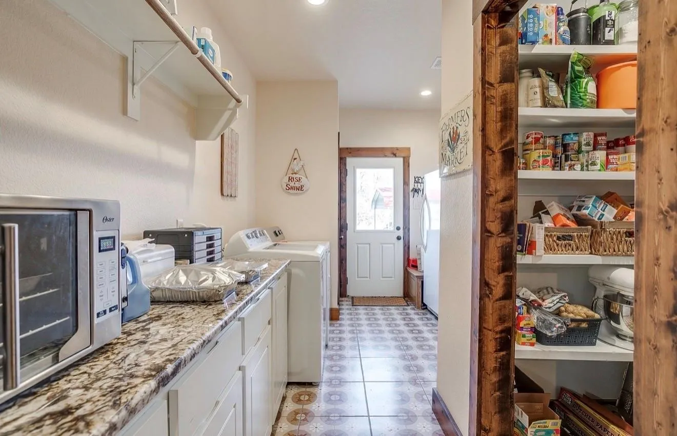 Single Family Residence For Sale in Parker County , TBD Loggins Trail, Poolville, Texas 76487, 3 Bedroom, 3 Bathroom, Garage spaces, 2,186 Sqft, built in 2019, mls#21275470, Real Estate Agent in Poolville, Homes For Sale in Parker county, Homes For Sale in Poolville, Realtor in Poolville Texas, Real Estate Brokerage Independent Realty Texas, Luminita Cordes Realtor