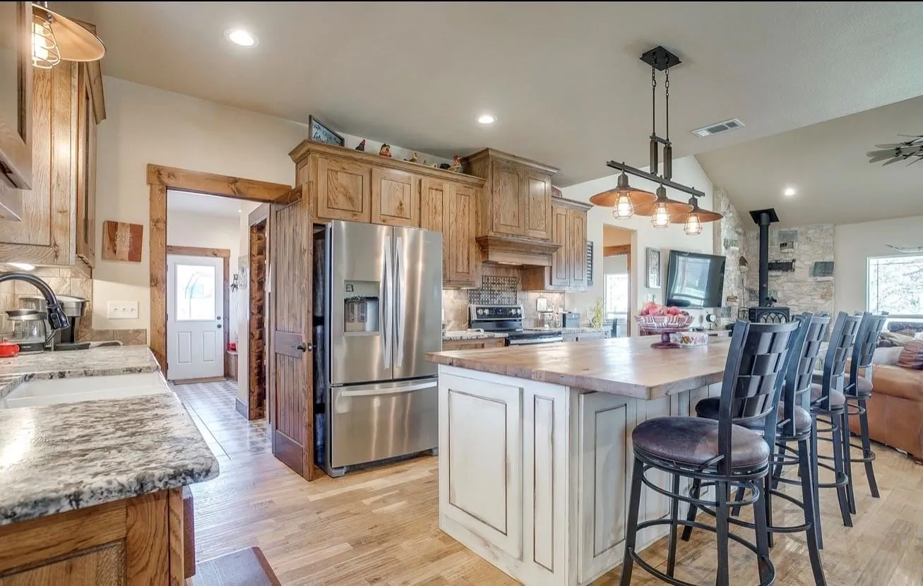Single Family Residence For Sale in Parker County , TBD Loggins Trail, Poolville, Texas 76487, 3 Bedroom, 3 Bathroom, Garage spaces, 2,186 Sqft, built in 2019, mls#21275470, Real Estate Agent in Poolville, Homes For Sale in Parker county, Homes For Sale in Poolville, Realtor in Poolville Texas, Real Estate Brokerage Independent Realty Texas, Luminita Cordes Realtor