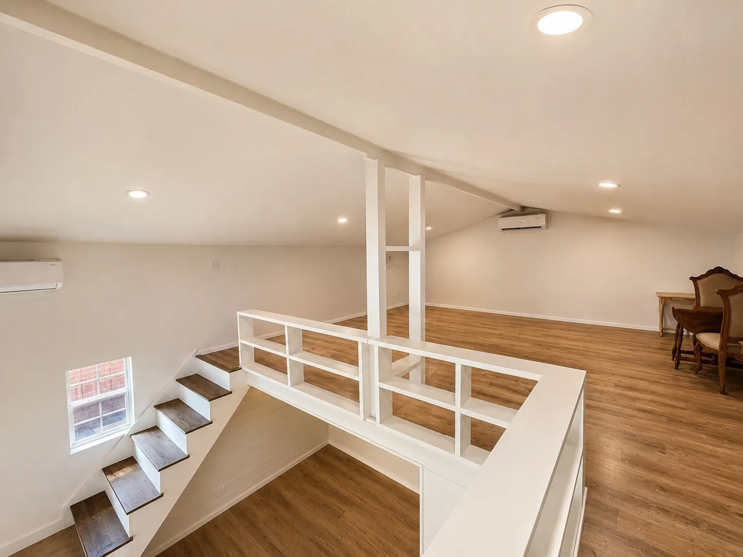 Single Family Residence For Sale in Dallas County , 4001 Glenhaven Drive, Garland, Texas 75042, 4 Bedrooms, 3 Bathrooms, 2 Garage spaces, 2,164 Sqft, built in 1965, Price $345,000, mls#21275026, Real Estate Agent in Garland, Homes For Sale in Dallas county, Homes For Sale in Garland, Realtor in Garland Texas, Real Estate Brokerage Independent Realty Texas, Luminita Cordes Realtor