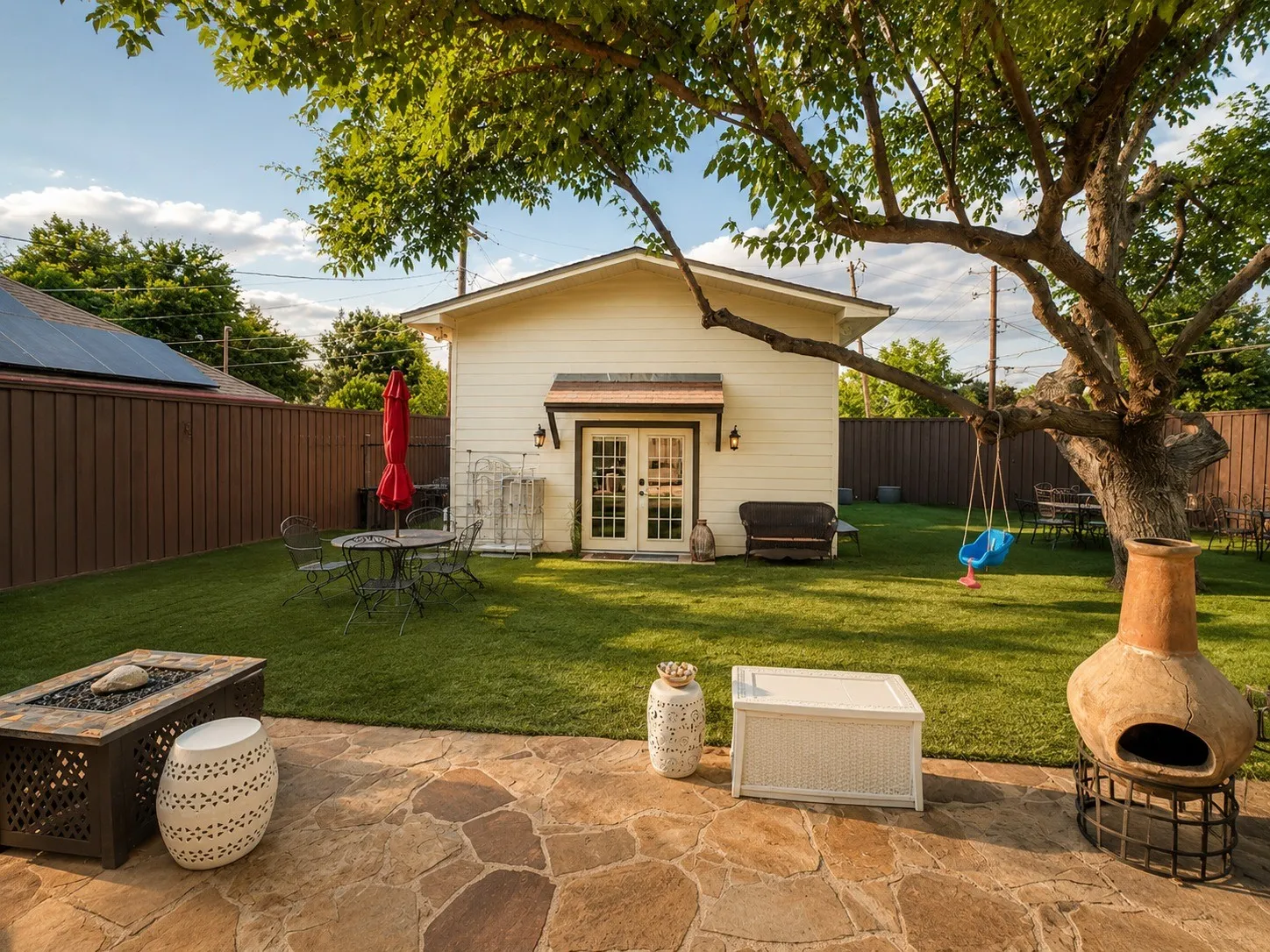 Single Family Residence For Sale in Dallas County , 4001 Glenhaven Drive, Garland, Texas 75042, 4 Bedrooms, 3 Bathrooms, 2 Garage spaces, 2,164 Sqft, built in 1965, Price $345,000, mls#21275026, Real Estate Agent in Garland, Homes For Sale in Dallas county, Homes For Sale in Garland, Realtor in Garland Texas, Real Estate Brokerage Independent Realty Texas, Luminita Cordes Realtor