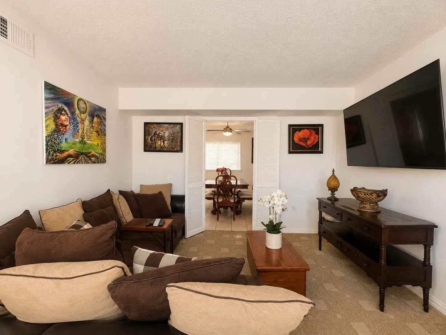 Single Family Residence For Sale in Dallas County , 4001 Glenhaven Drive, Garland, Texas 75042, 4 Bedrooms, 3 Bathrooms, 2 Garage spaces, 2,164 Sqft, built in 1965, Price $345,000, mls#21275026, Real Estate Agent in Garland, Homes For Sale in Dallas county, Homes For Sale in Garland, Realtor in Garland Texas, Real Estate Brokerage Independent Realty Texas, Luminita Cordes Realtor