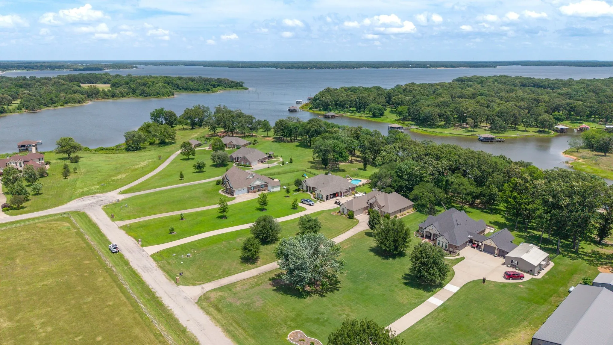 Single Family Residence For Sale in Rains County , 361 Rs County Road 3390, Emory, Texas 75440, 4 Bedroom, 2 Bathroom, 2 Garage spaces, 2,000 Sqft, built in 2008, mls#21272983, Real Estate Agent in Emory, Homes For Sale in Rains county, Homes For Sale in Emory, Realtor in Emory Texas, Real Estate Brokerage Independent Realty Texas, Luminita Cordes Realtor