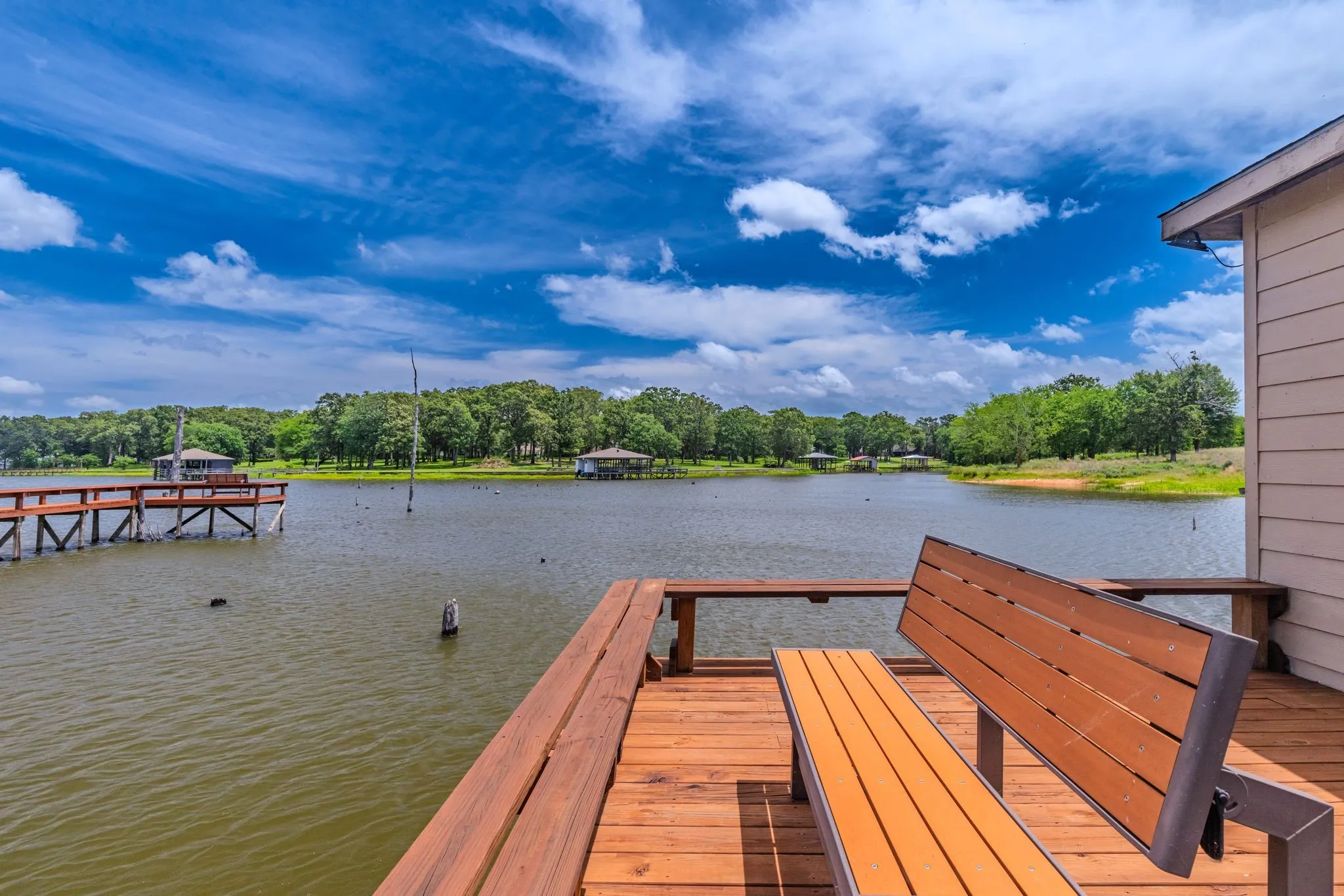 Single Family Residence For Sale in Rains County , 361 Rs County Road 3390, Emory, Texas 75440, 4 Bedroom, 2 Bathroom, 2 Garage spaces, 2,000 Sqft, built in 2008, mls#21272983, Real Estate Agent in Emory, Homes For Sale in Rains county, Homes For Sale in Emory, Realtor in Emory Texas, Real Estate Brokerage Independent Realty Texas, Luminita Cordes Realtor