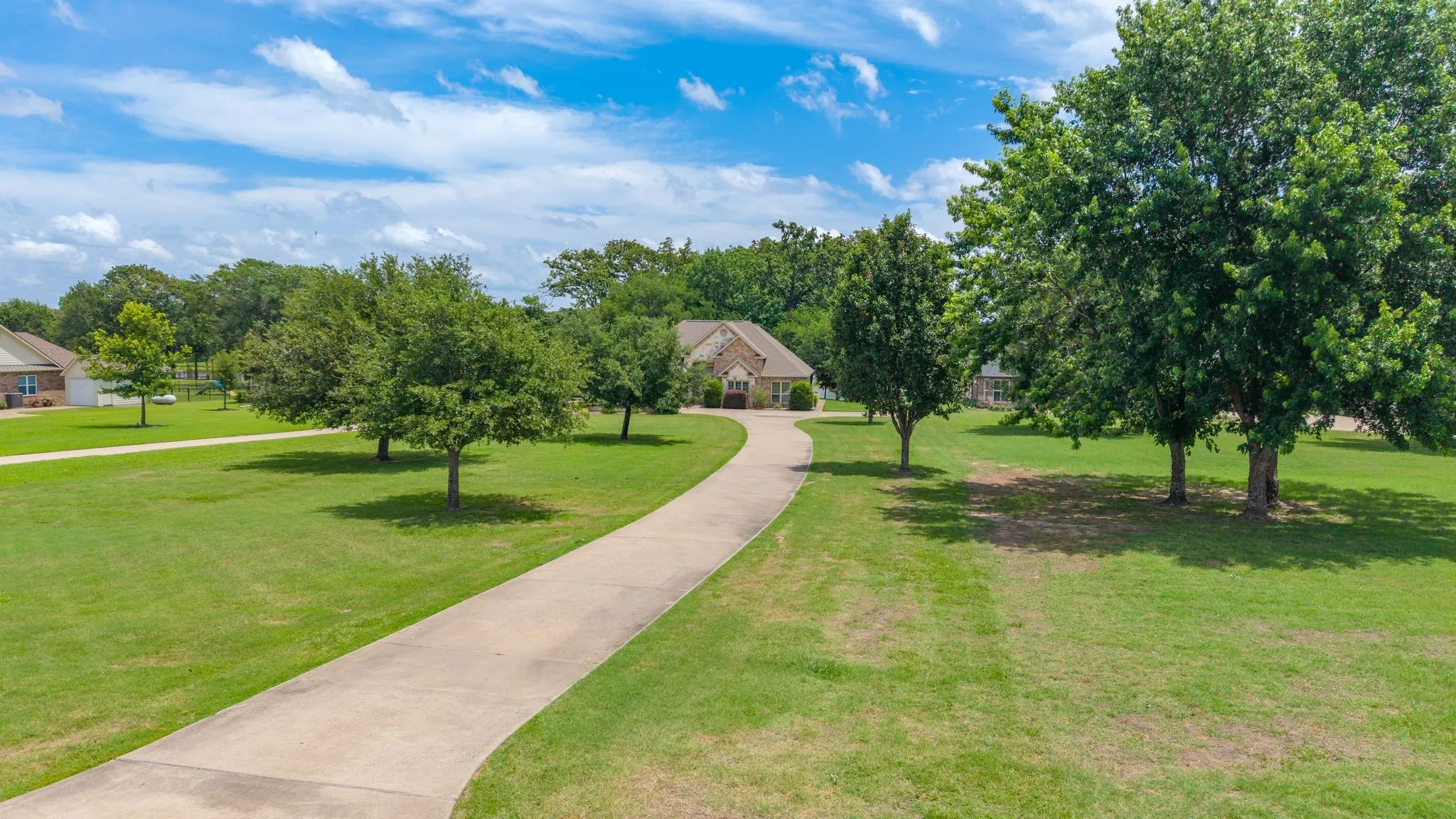 Single Family Residence For Sale in Rains County , 361 Rs County Road 3390, Emory, Texas 75440, 4 Bedroom, 2 Bathroom, 2 Garage spaces, 2,000 Sqft, built in 2008, mls#21272983, Real Estate Agent in Emory, Homes For Sale in Rains county, Homes For Sale in Emory, Realtor in Emory Texas, Real Estate Brokerage Independent Realty Texas, Luminita Cordes Realtor