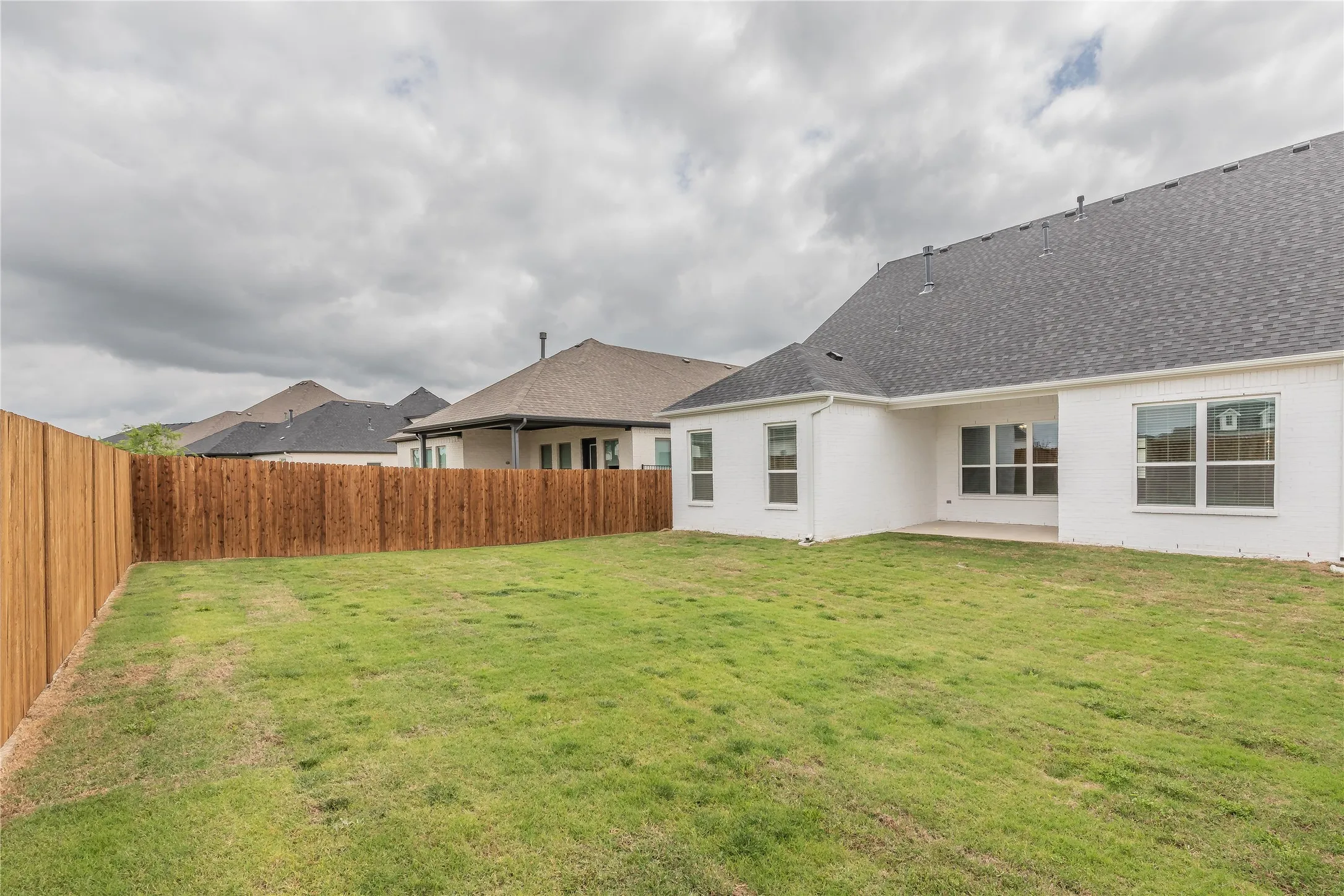 Single Family Residence For Rent in Parker County , 105 Observation Drive W, Aledo, Texas 76008, 4 Bedroom, 3 Bathroom, 2 Garage spaces, 2,850 Sqft, built in 2022, mls#21275563, Real Estate Agent in Aledo, Homes For Rent in Parker county, Homes For Rent in Aledo, Realtor in Aledo Texas, Real Estate Brokerage Independent Realty Texas, Luminita Cordes Realtor