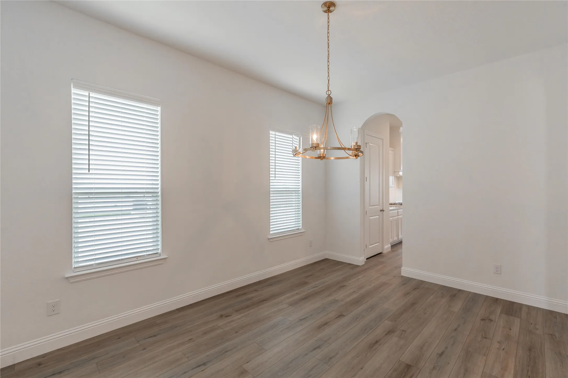 Single Family Residence For Rent in Parker County , 105 Observation Drive W, Aledo, Texas 76008, 4 Bedroom, 3 Bathroom, 2 Garage spaces, 2,850 Sqft, built in 2022, mls#21275563, Real Estate Agent in Aledo, Homes For Rent in Parker county, Homes For Rent in Aledo, Realtor in Aledo Texas, Real Estate Brokerage Independent Realty Texas, Luminita Cordes Realtor