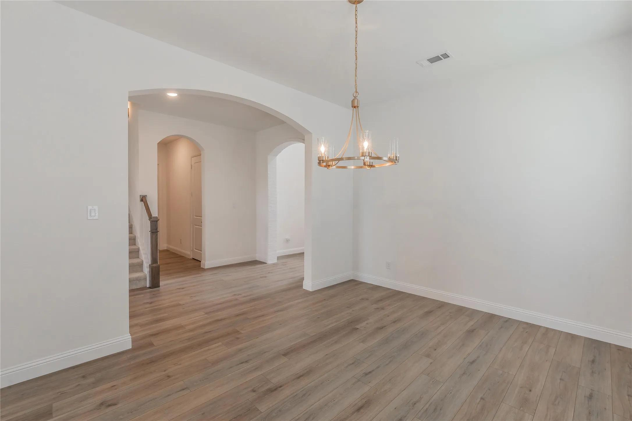 Single Family Residence For Rent in Parker County , 105 Observation Drive W, Aledo, Texas 76008, 4 Bedroom, 3 Bathroom, 2 Garage spaces, 2,850 Sqft, built in 2022, mls#21275563, Real Estate Agent in Aledo, Homes For Rent in Parker county, Homes For Rent in Aledo, Realtor in Aledo Texas, Real Estate Brokerage Independent Realty Texas, Luminita Cordes Realtor