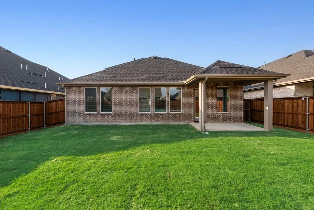 Single Family Residence For Sale in Denton County , 209 Hatherley Street, Little Elm, Texas 75068, 5 Bedroom, 4 Bathroom, 2 Garage spaces, 3,038 Sqft, built in 2026, mls#21275280, Real Estate Agent in Little Elm, Homes For Sale in Denton county, Homes For Sale in Little Elm, Realtor in Little Elm Texas, Real Estate Brokerage Independent Realty Texas, Luminita Cordes Realtor