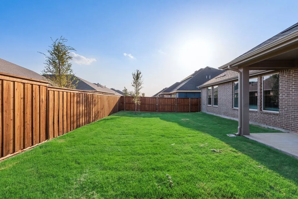 Single Family Residence For Sale in Denton County , 209 Hatherley Street, Little Elm, Texas 75068, 5 Bedroom, 4 Bathroom, 2 Garage spaces, 3,038 Sqft, built in 2026, mls#21275280, Real Estate Agent in Little Elm, Homes For Sale in Denton county, Homes For Sale in Little Elm, Realtor in Little Elm Texas, Real Estate Brokerage Independent Realty Texas, Luminita Cordes Realtor