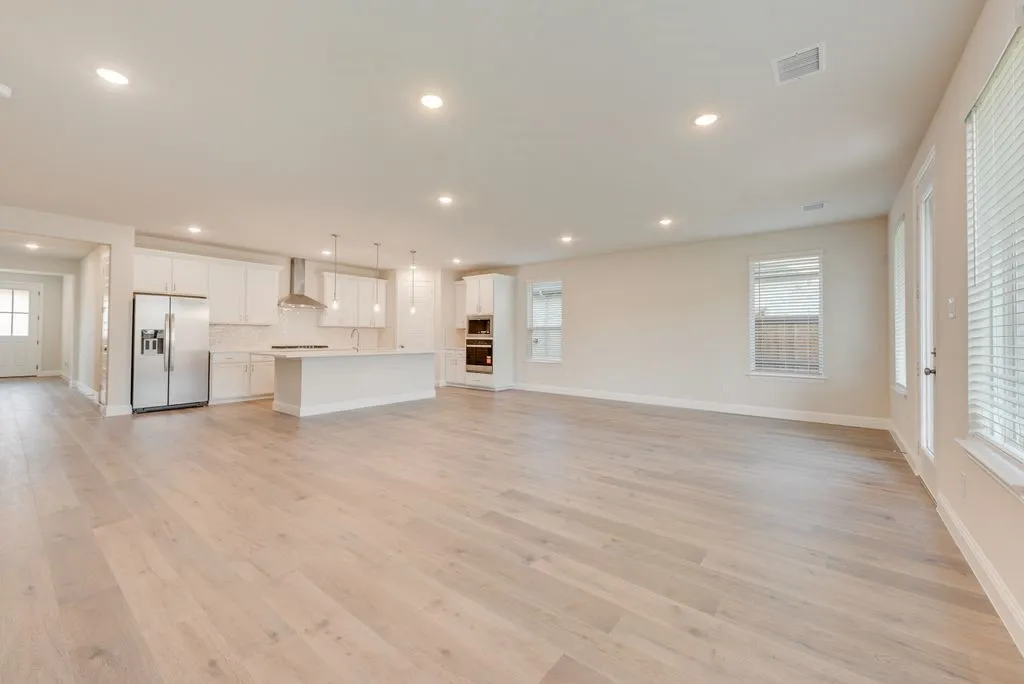 Single Family Residence For Sale in Denton County , 209 Hatherley Street, Little Elm, Texas 75068, 5 Bedroom, 4 Bathroom, 2 Garage spaces, 3,038 Sqft, built in 2026, mls#21275280, Real Estate Agent in Little Elm, Homes For Sale in Denton county, Homes For Sale in Little Elm, Realtor in Little Elm Texas, Real Estate Brokerage Independent Realty Texas, Luminita Cordes Realtor