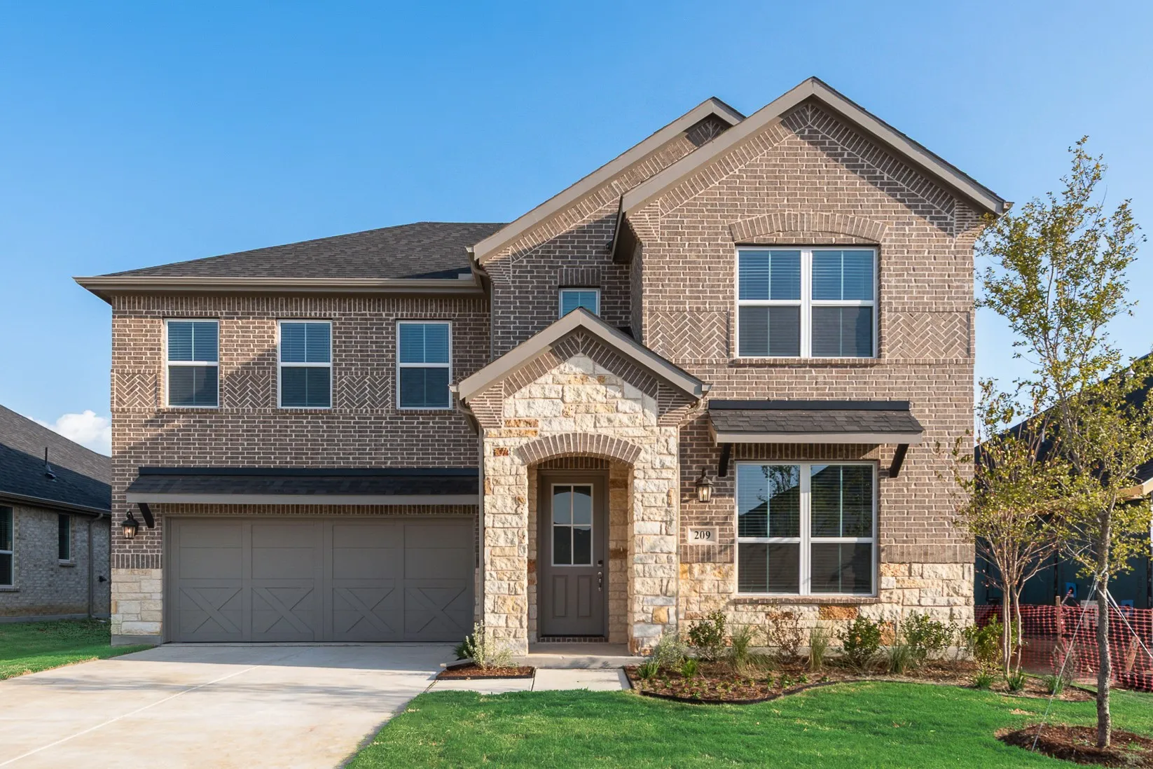 Single Family Residence For Sale in Denton County , 209 Hatherley Street, Little Elm, Texas 75068, 5 Bedroom, 4 Bathroom, 2 Garage spaces, 3,038 Sqft, built in 2026, mls#21275280, Real Estate Agent in Little Elm, Homes For Sale in Denton county, Homes For Sale in Little Elm, Realtor in Little Elm Texas, Real Estate Brokerage Independent Realty Texas, Luminita Cordes Realtor