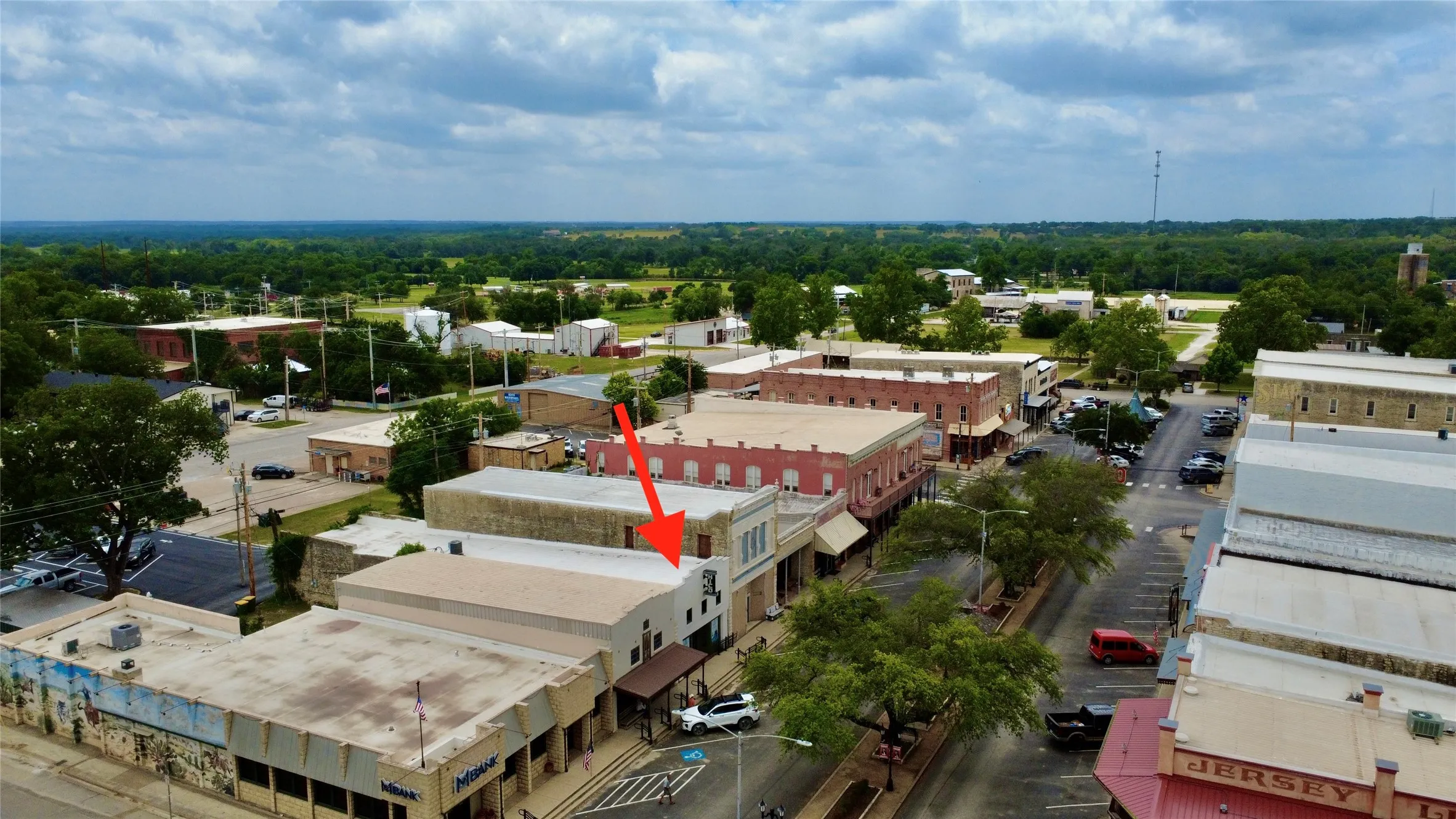 Single Family Residence For Sale in Hamilton County , 125 N Pecan Street, Hico, Texas 76457, 0, 1 Bathroom, 2 Garage spaces, 2,843 Sqft, built in 1920, mls#21275590, Real Estate Agent in Hico, Homes For Sale in Hamilton county, Homes For Sale in Hico, Realtor in Hico Texas, Real Estate Brokerage Independent Realty Texas, Luminita Cordes Realtor