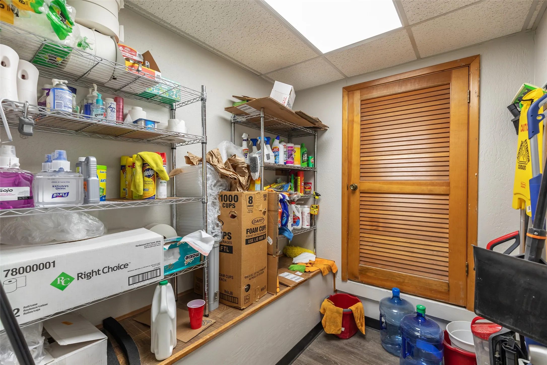 Office For Rent in Taylor County , 1202 Hickory Street, Abilene, Texas 79601, 0, 0, Garage spaces, 0 Sqft, built in 1981, mls#21275584, Real Estate Agent in Abilene, Homes For Rent in Taylor county, Homes For Rent in Abilene, Realtor in Abilene Texas, Real Estate Brokerage Independent Realty Texas, Luminita Cordes Realtor