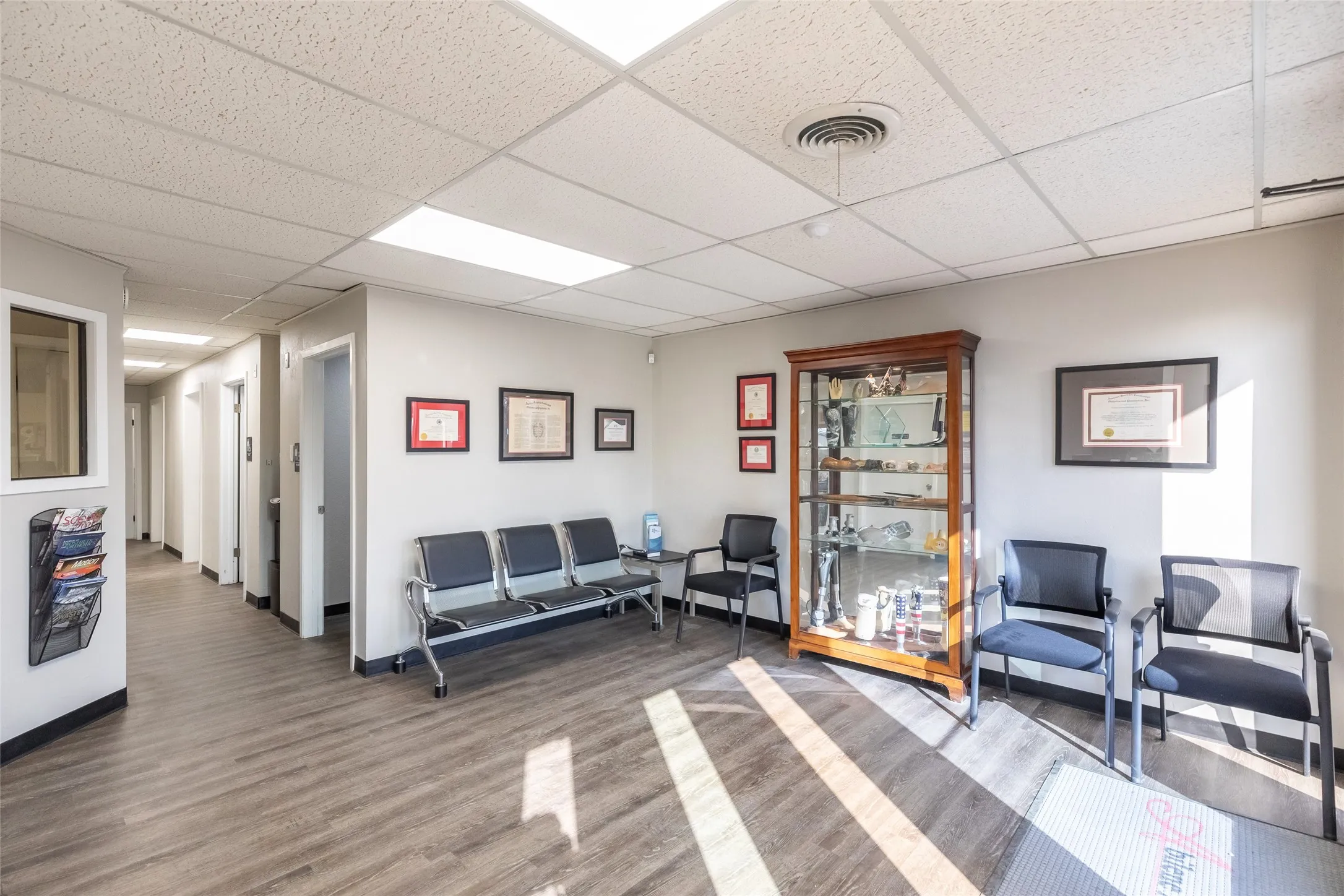 Office For Rent in Taylor County , 1202 Hickory Street, Abilene, Texas 79601, 0, 0, Garage spaces, 0 Sqft, built in 1981, mls#21275584, Real Estate Agent in Abilene, Homes For Rent in Taylor county, Homes For Rent in Abilene, Realtor in Abilene Texas, Real Estate Brokerage Independent Realty Texas, Luminita Cordes Realtor