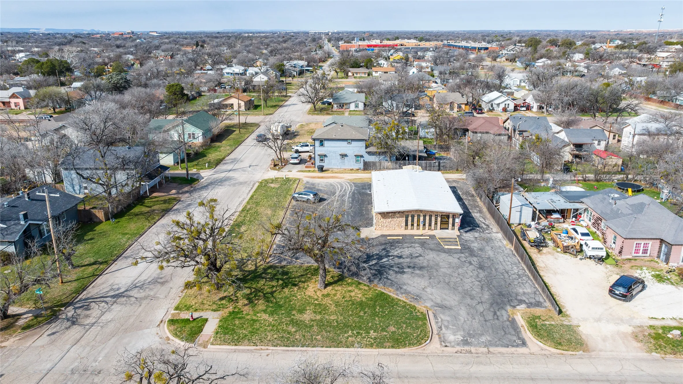Office For Rent in Taylor County , 1202 Hickory Street, Abilene, Texas 79601, 0, 0, Garage spaces, 0 Sqft, built in 1981, mls#21275584, Real Estate Agent in Abilene, Homes For Rent in Taylor county, Homes For Rent in Abilene, Realtor in Abilene Texas, Real Estate Brokerage Independent Realty Texas, Luminita Cordes Realtor