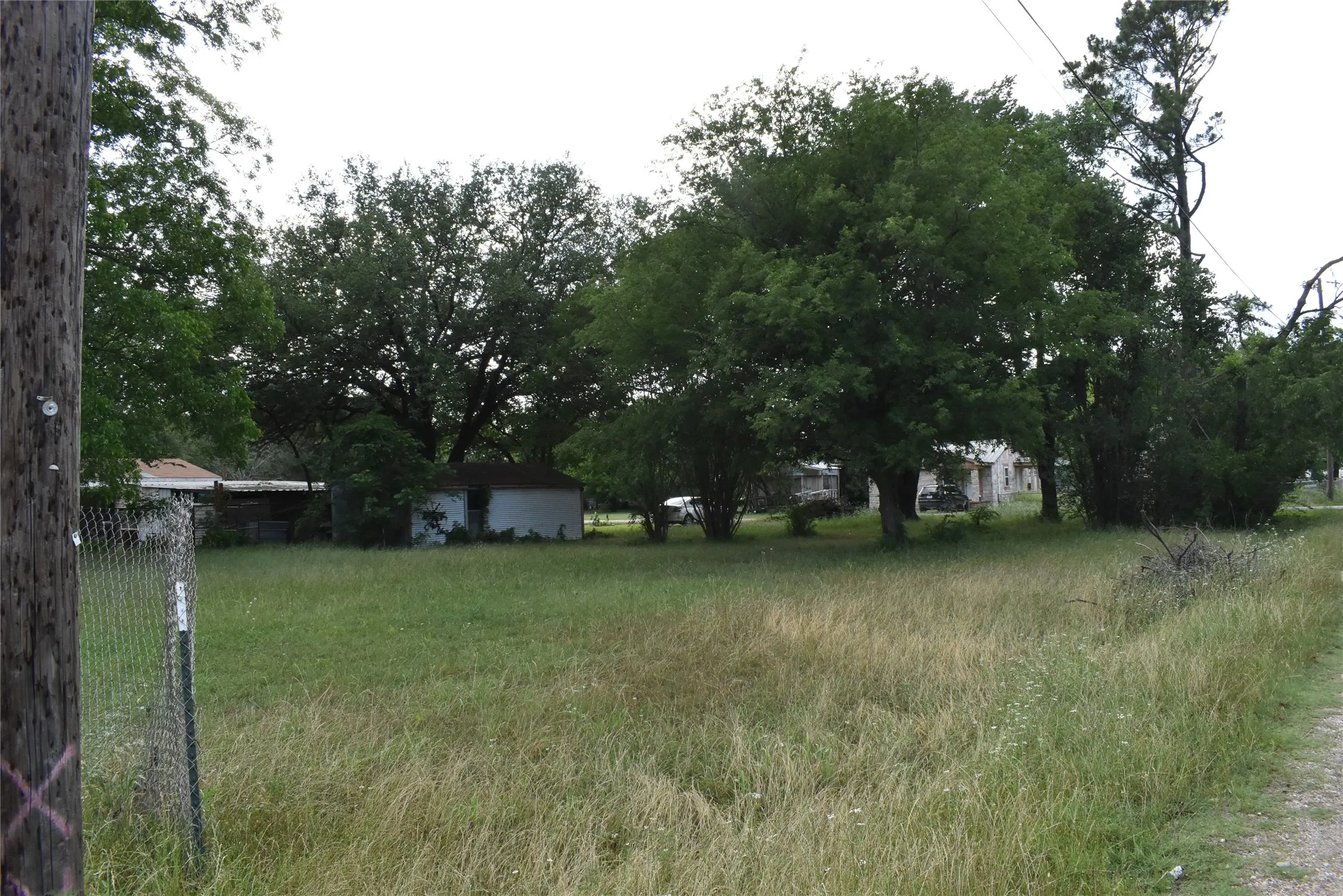 Improved Land For Sale in Hill County , tbd E Davis Street, Whitney, Texas 76692, 0, 0, Garage spaces, 0 Sqft, built in 0, mls#21275619, Real Estate Agent in Whitney, Homes For Sale in Hill county, Homes For Sale in Whitney, Realtor in Whitney Texas, Real Estate Brokerage Independent Realty Texas, Luminita Cordes Realtor