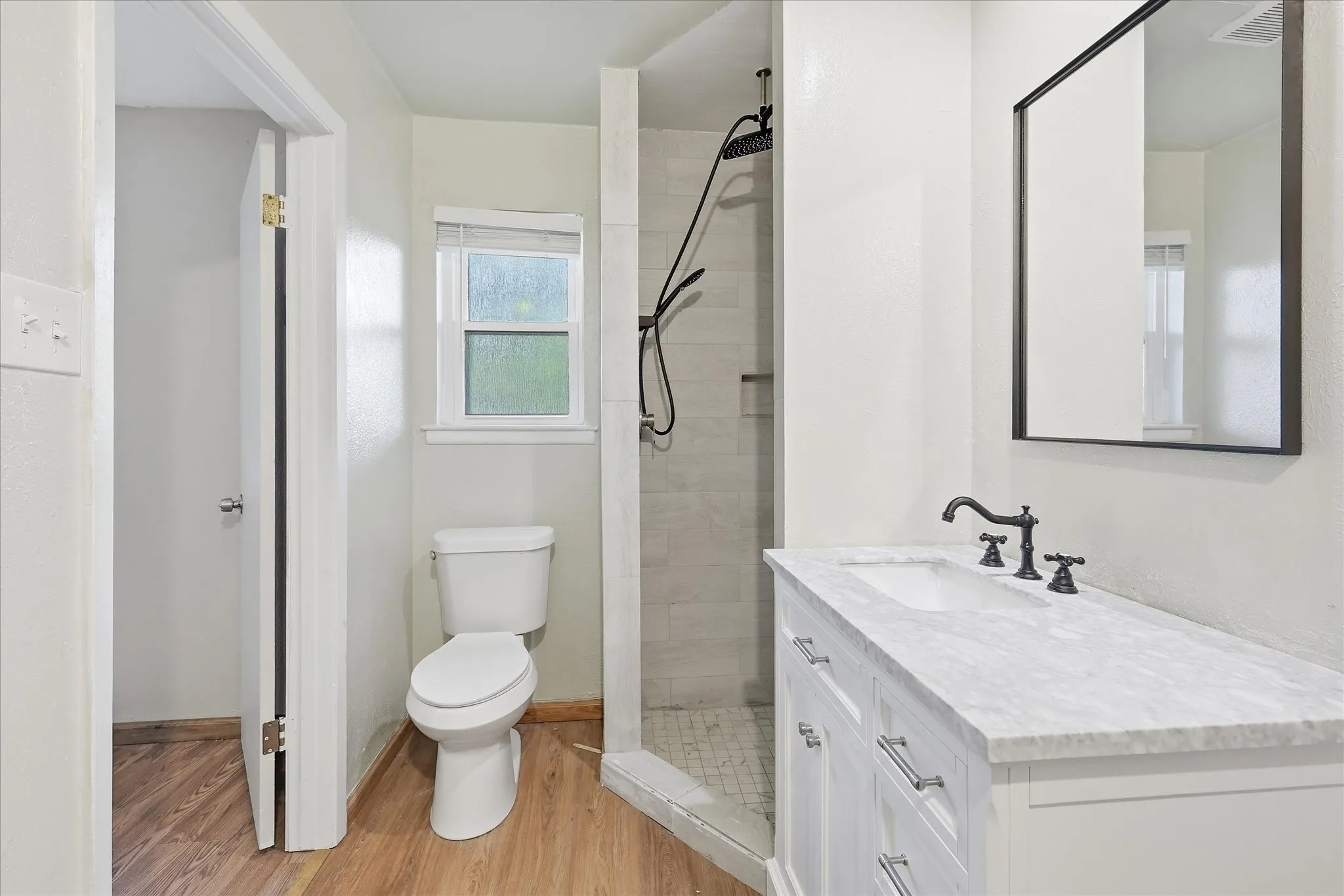 Single Family Residence For Sale in Tarrant County , 6609 Emily Drive, Watauga, Texas 76148, 3 Bedroom, 2 Bathroom, 2 Garage spaces, 1,133 Sqft, built in 1971, mls#21275452, Real Estate Agent in Watauga, Homes For Sale in Tarrant county, Homes For Sale in Watauga, Realtor in Watauga Texas, Real Estate Brokerage Independent Realty Texas, Luminita Cordes Realtor