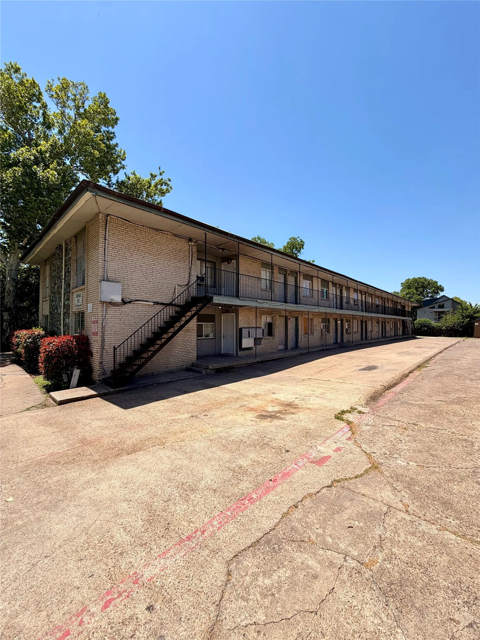 Apartment For Sale in Dallas County , 4523-4535 Reiger Avenue, Dallas, Texas 75246, 0, 0, Garage spaces, 0 Sqft, built in 1960, mls#21275565, Real Estate Agent in Dallas, Homes For Sale in Dallas county, Homes For Sale in Dallas, Realtor in Dallas Texas, Real Estate Brokerage Independent Realty Texas, Luminita Cordes Realtor