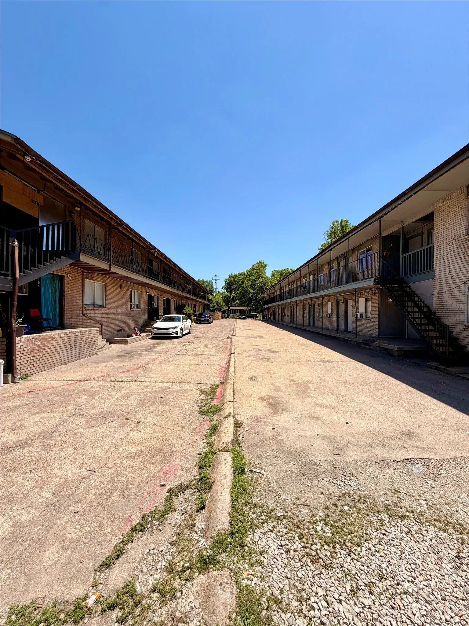 Apartment For Sale in Dallas County , 4523-4535 Reiger Avenue, Dallas, Texas 75246, 0, 0, Garage spaces, 0 Sqft, built in 1960, mls#21275565, Real Estate Agent in Dallas, Homes For Sale in Dallas county, Homes For Sale in Dallas, Realtor in Dallas Texas, Real Estate Brokerage Independent Realty Texas, Luminita Cordes Realtor