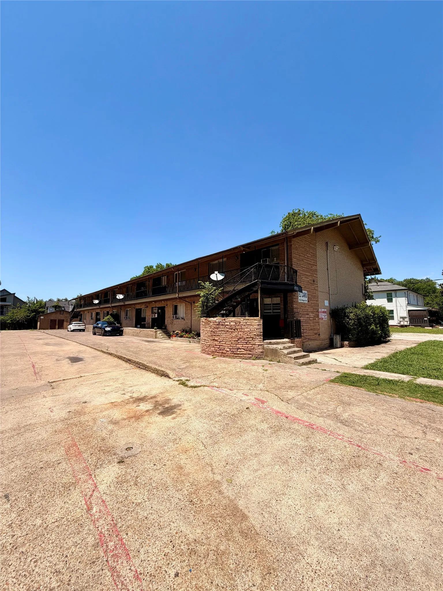 Apartment For Sale in Dallas County , 4523-4535 Reiger Avenue, Dallas, Texas 75246, 0, 0, Garage spaces, 0 Sqft, built in 1960, mls#21275565, Real Estate Agent in Dallas, Homes For Sale in Dallas county, Homes For Sale in Dallas, Realtor in Dallas Texas, Real Estate Brokerage Independent Realty Texas, Luminita Cordes Realtor