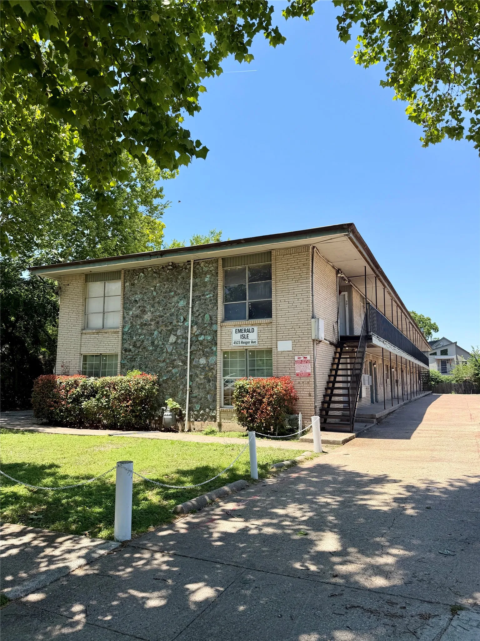 Apartment For Sale in Dallas County , 4523-4535 Reiger Avenue, Dallas, Texas 75246, 0, 0, Garage spaces, 0 Sqft, built in 1960, mls#21275565, Real Estate Agent in Dallas, Homes For Sale in Dallas county, Homes For Sale in Dallas, Realtor in Dallas Texas, Real Estate Brokerage Independent Realty Texas, Luminita Cordes Realtor